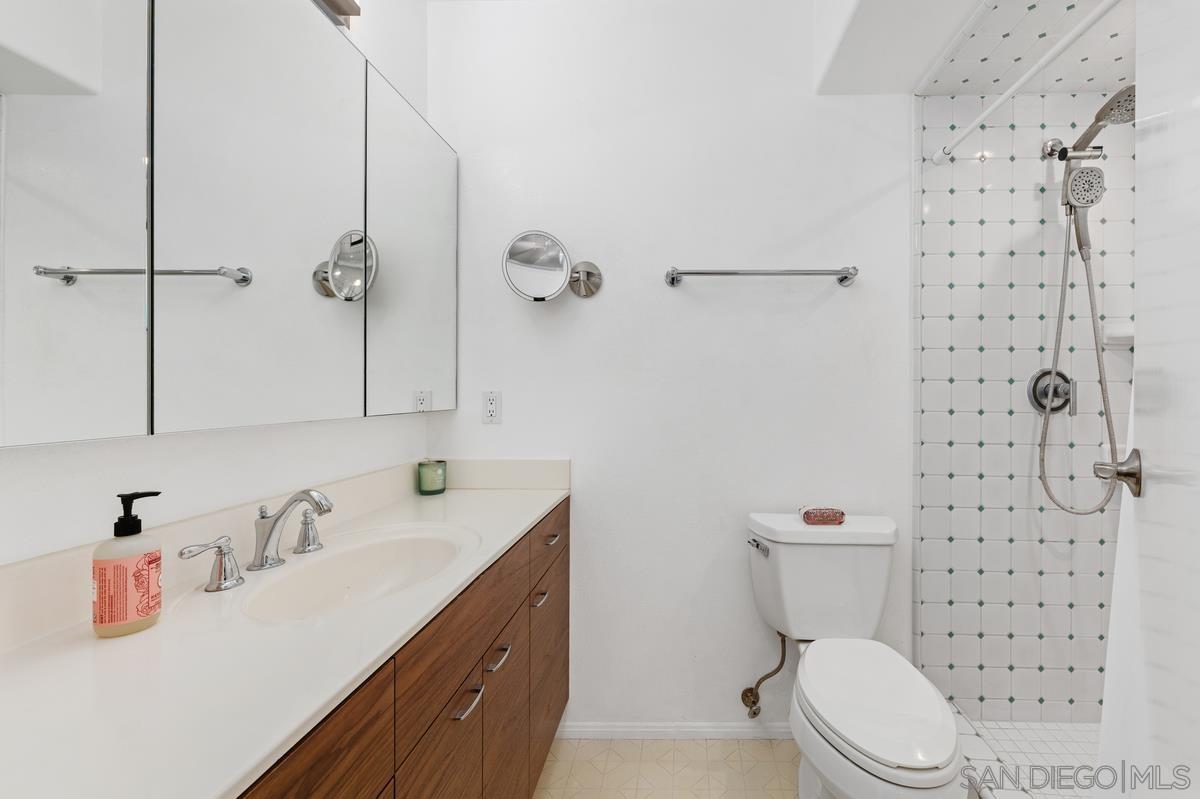 Detail Gallery Image 28 of 57 For 1216  Merritt Dr, El Cajon,  CA 92020 - 3 Beds | 3 Baths