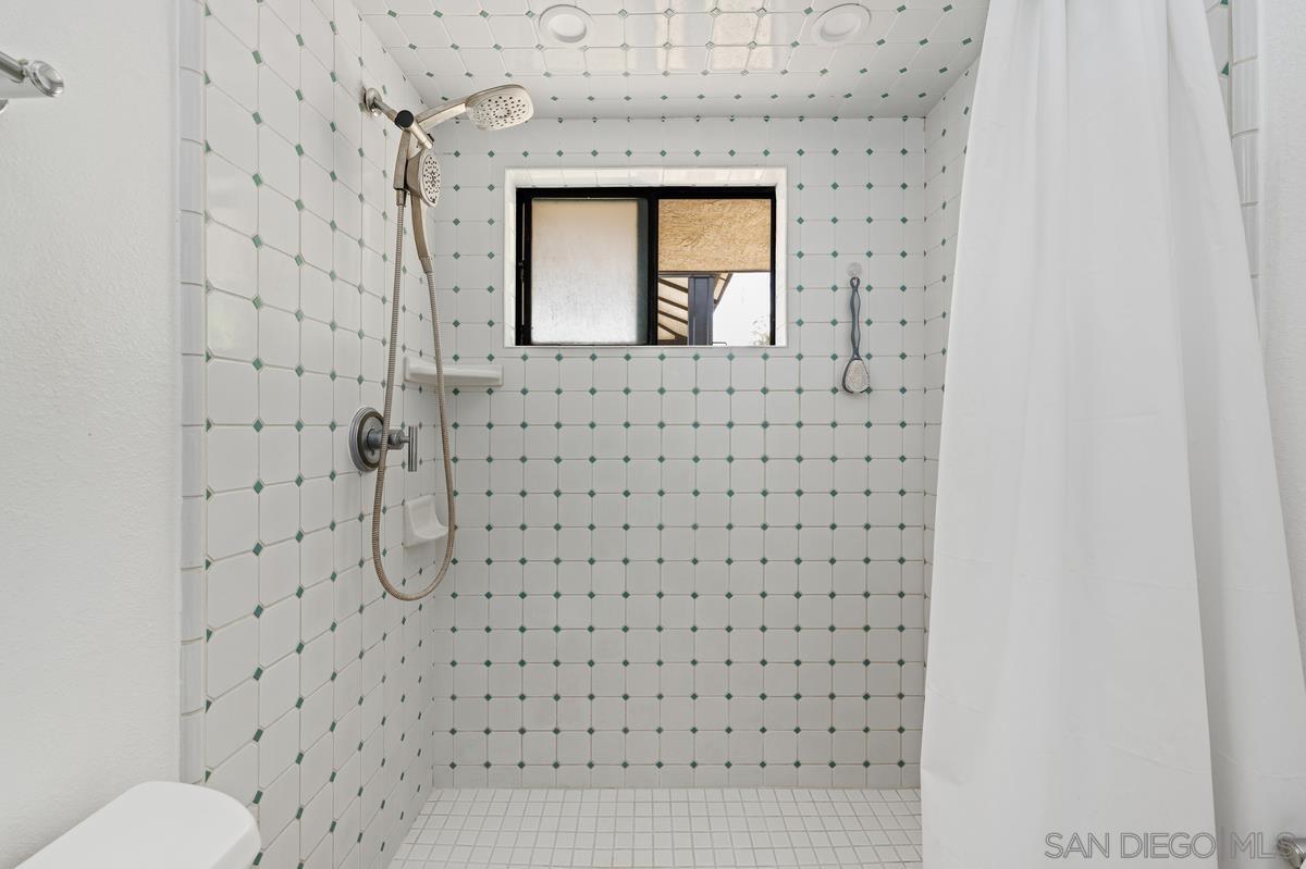 Detail Gallery Image 29 of 57 For 1216  Merritt Dr, El Cajon,  CA 92020 - 3 Beds | 3 Baths