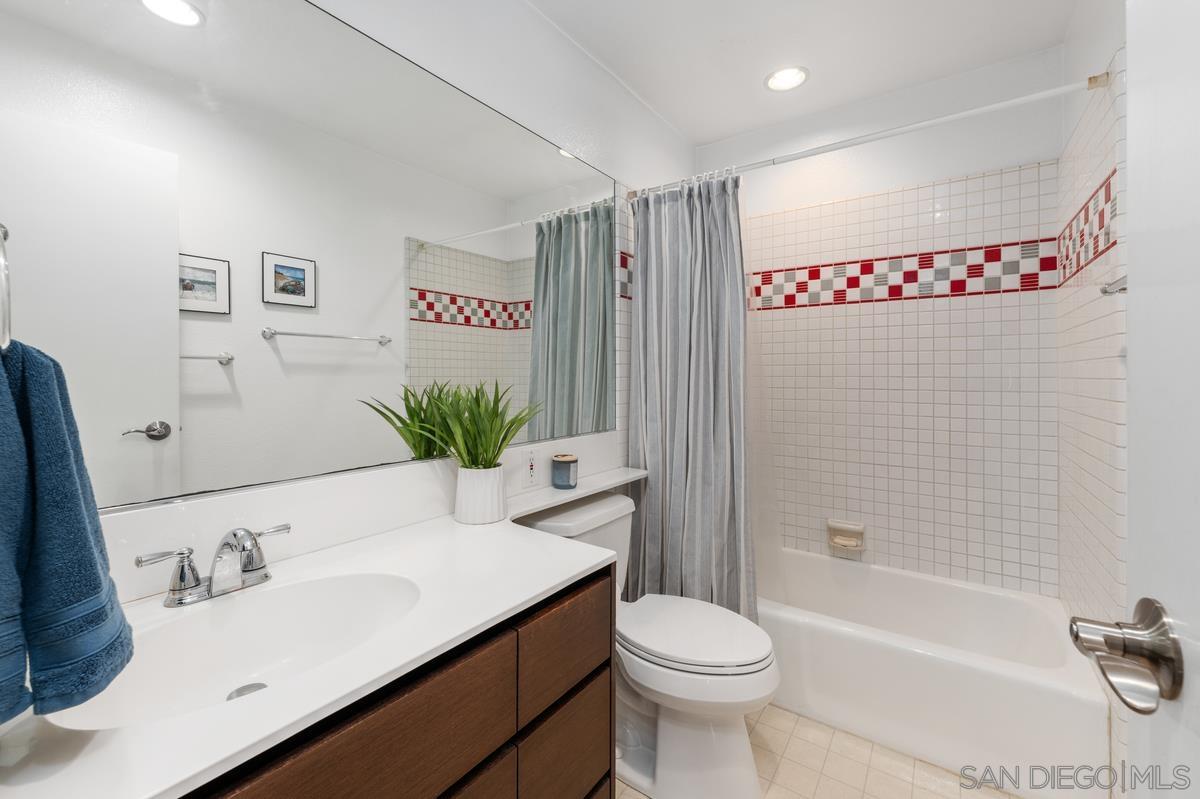 Detail Gallery Image 32 of 57 For 1216  Merritt Dr, El Cajon,  CA 92020 - 3 Beds | 3 Baths