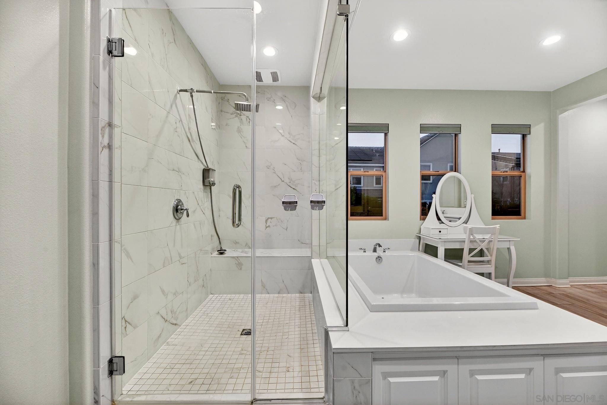 Detail Gallery Image 29 of 49 For 971  Camino Levante, Chula Vista,  CA 91913 - 5 Beds | 3/1 Baths