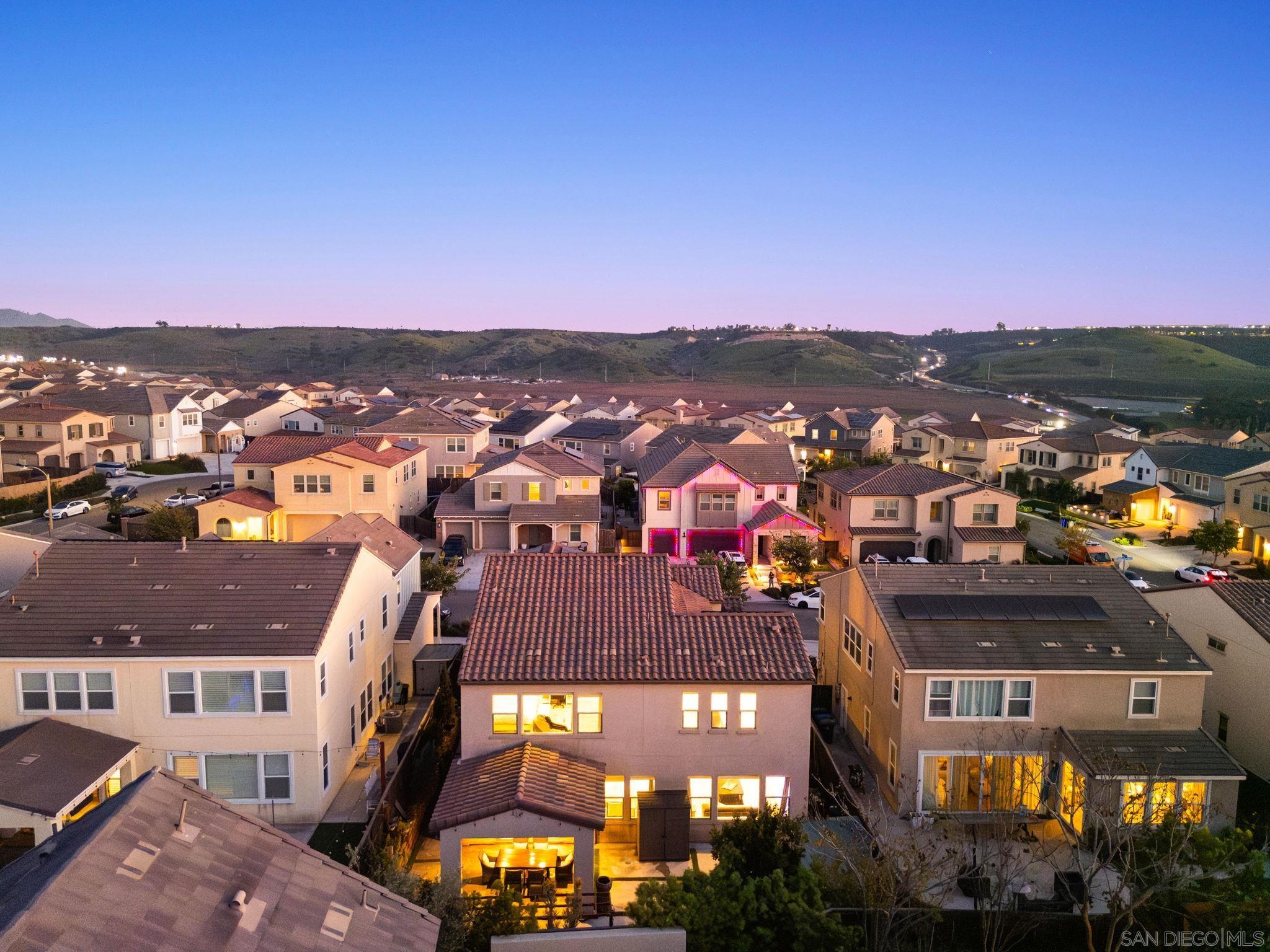 Detail Gallery Image 43 of 49 For 971  Camino Levante, Chula Vista,  CA 91913 - 5 Beds | 3/1 Baths
