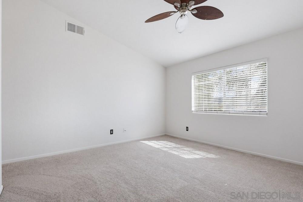 Detail Gallery Image 14 of 48 For 12875  Carriage Heights Way, Poway,  CA 92064 - 3 Beds | 2/1 Baths