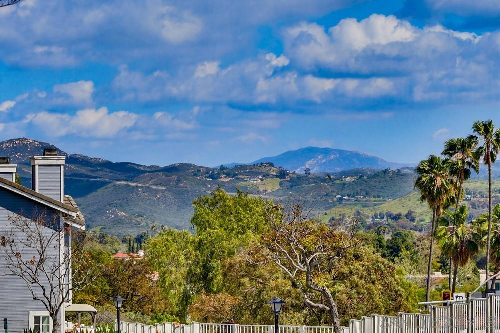 Detail Gallery Image 33 of 48 For 12875  Carriage Heights Way, Poway,  CA 92064 - 3 Beds | 2/1 Baths