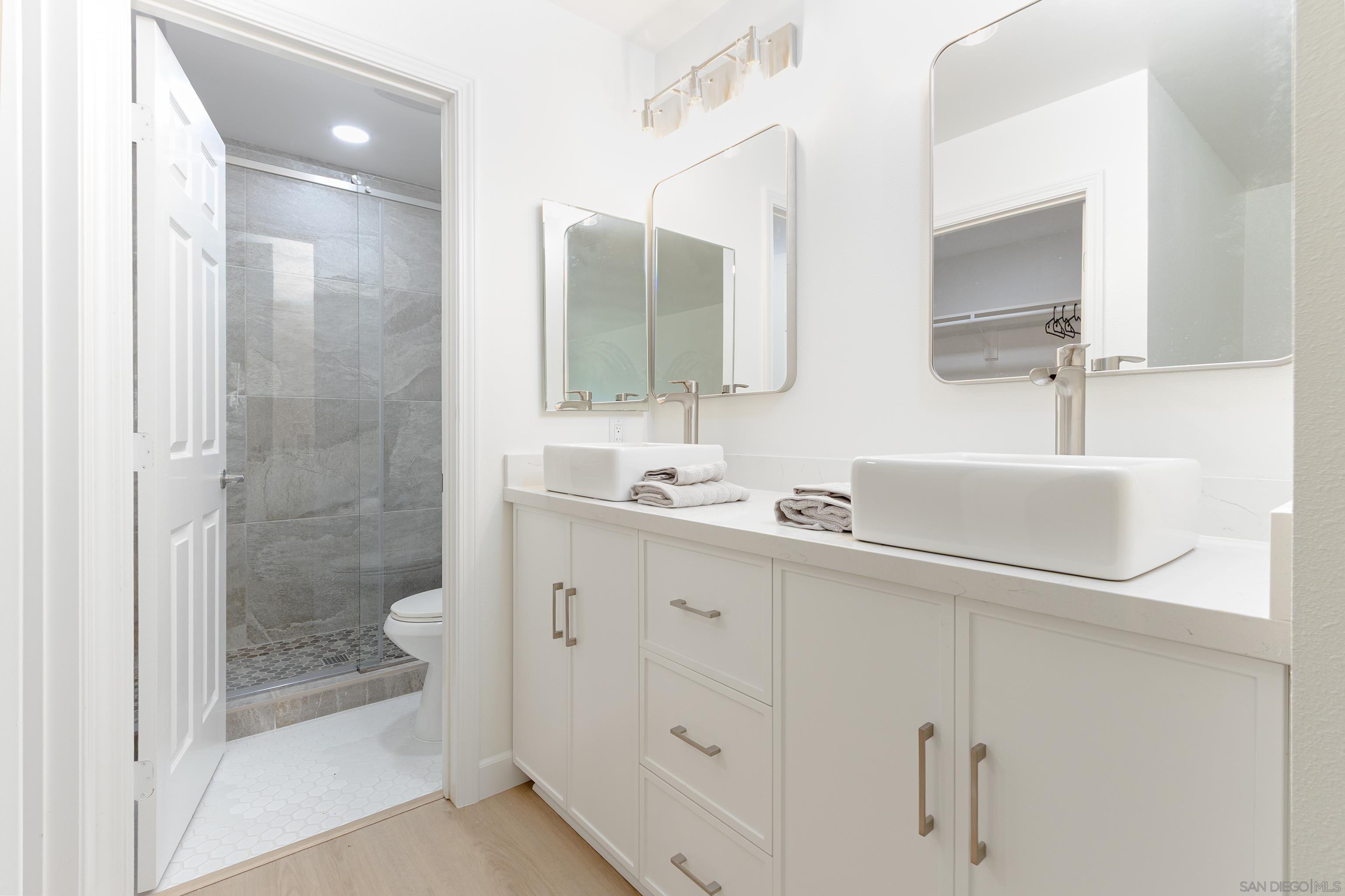 Detail Gallery Image 15 of 29 For 359 N Melrose Drive H, Vista,  CA 92083 - 2 Beds | 2 Baths