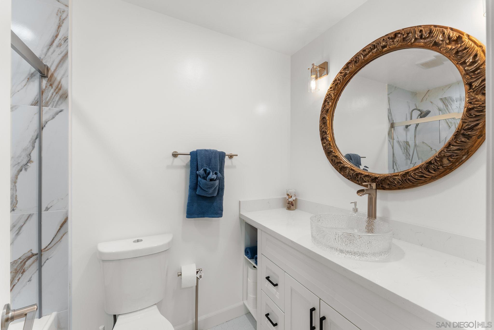 Detail Gallery Image 20 of 39 For 359 N Melrose Drive H, Vista,  CA 92083 - 2 Beds | 2 Baths