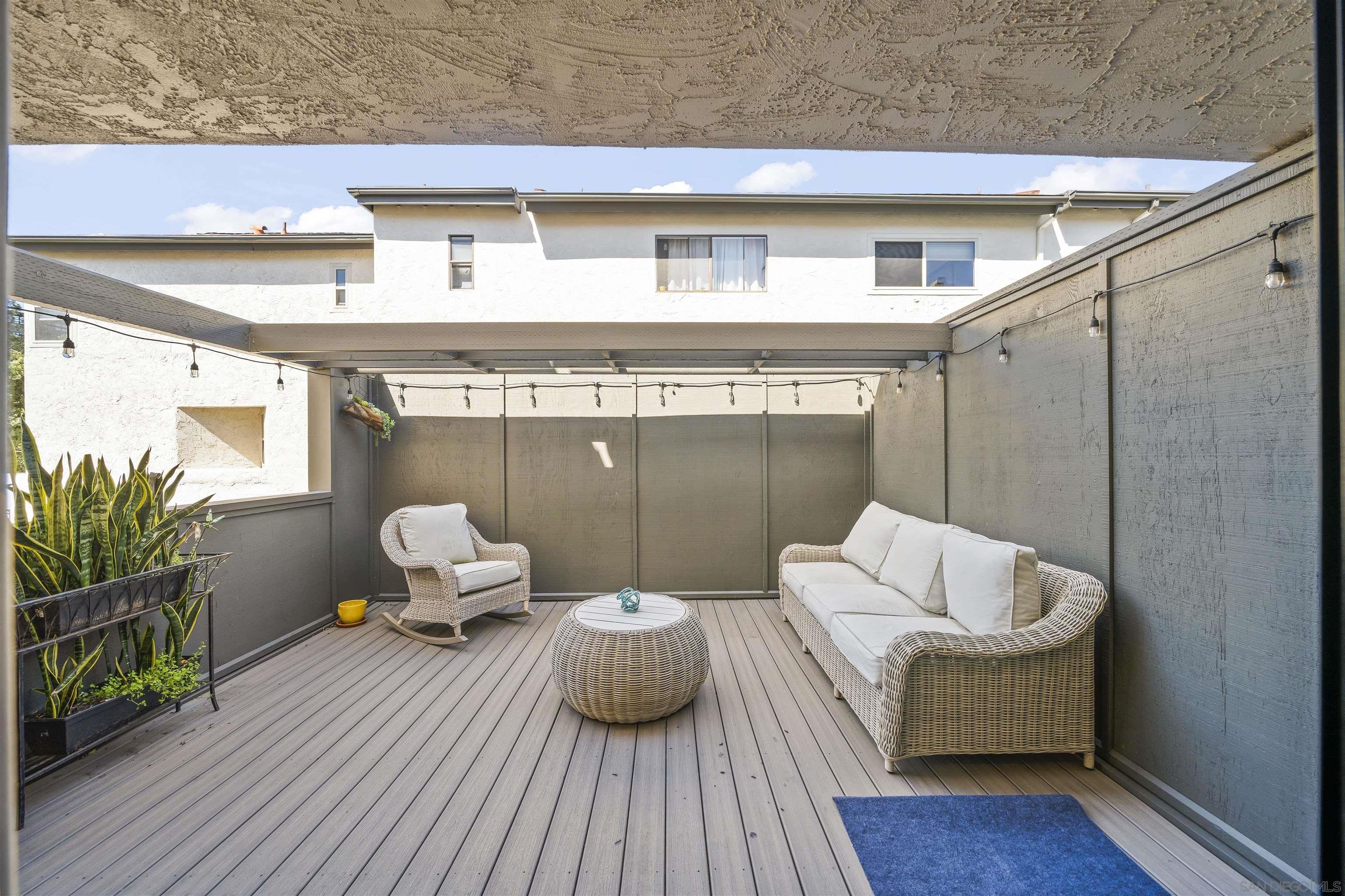 Detail Gallery Image 18 of 34 For 6626  Canyon Rim Row  #91,  San Diego,  CA 92111 - 2 Beds | 2 Baths