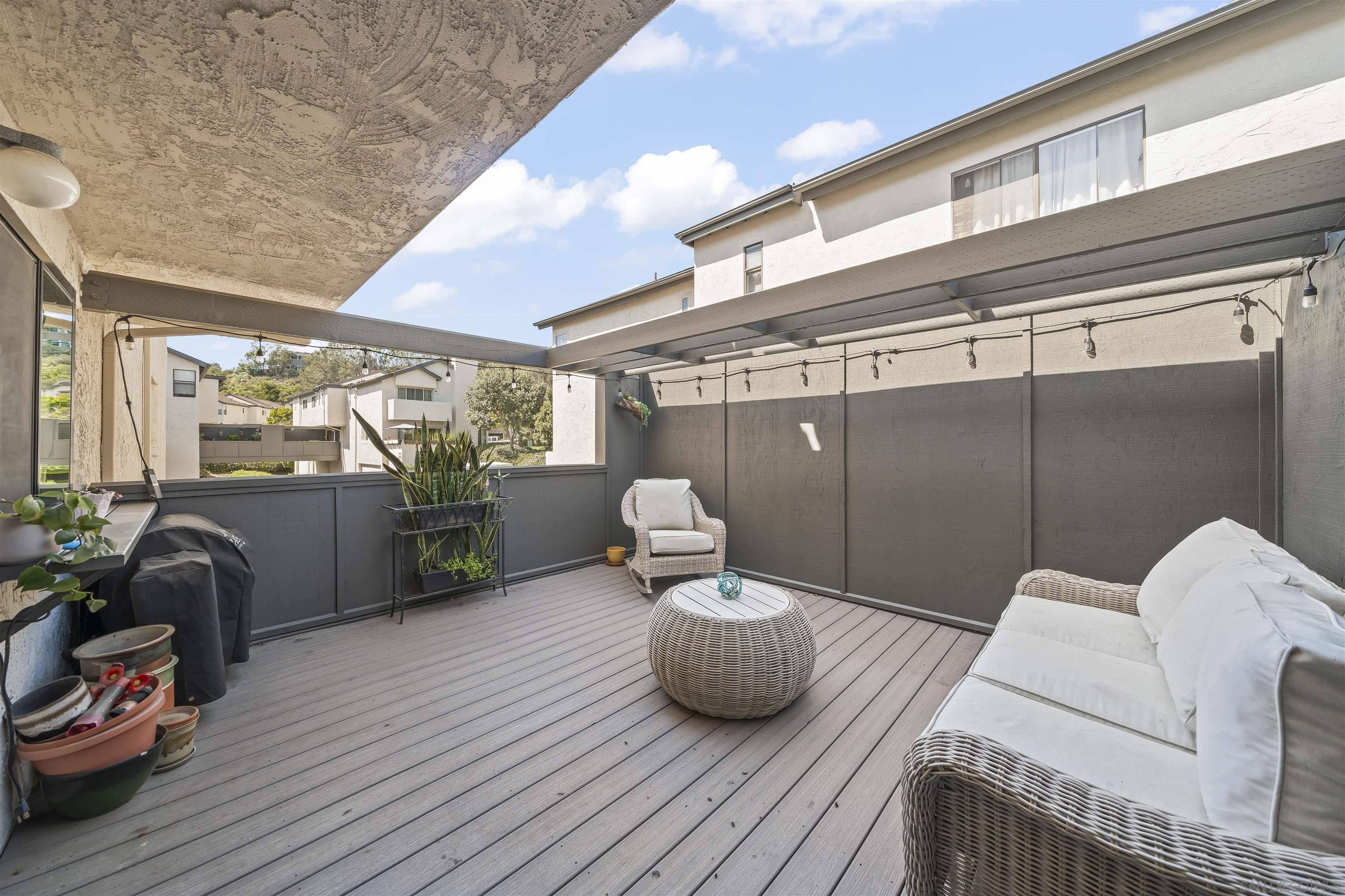 Detail Gallery Image 19 of 34 For 6626  Canyon Rim Row  #91,  San Diego,  CA 92111 - 2 Beds | 2 Baths