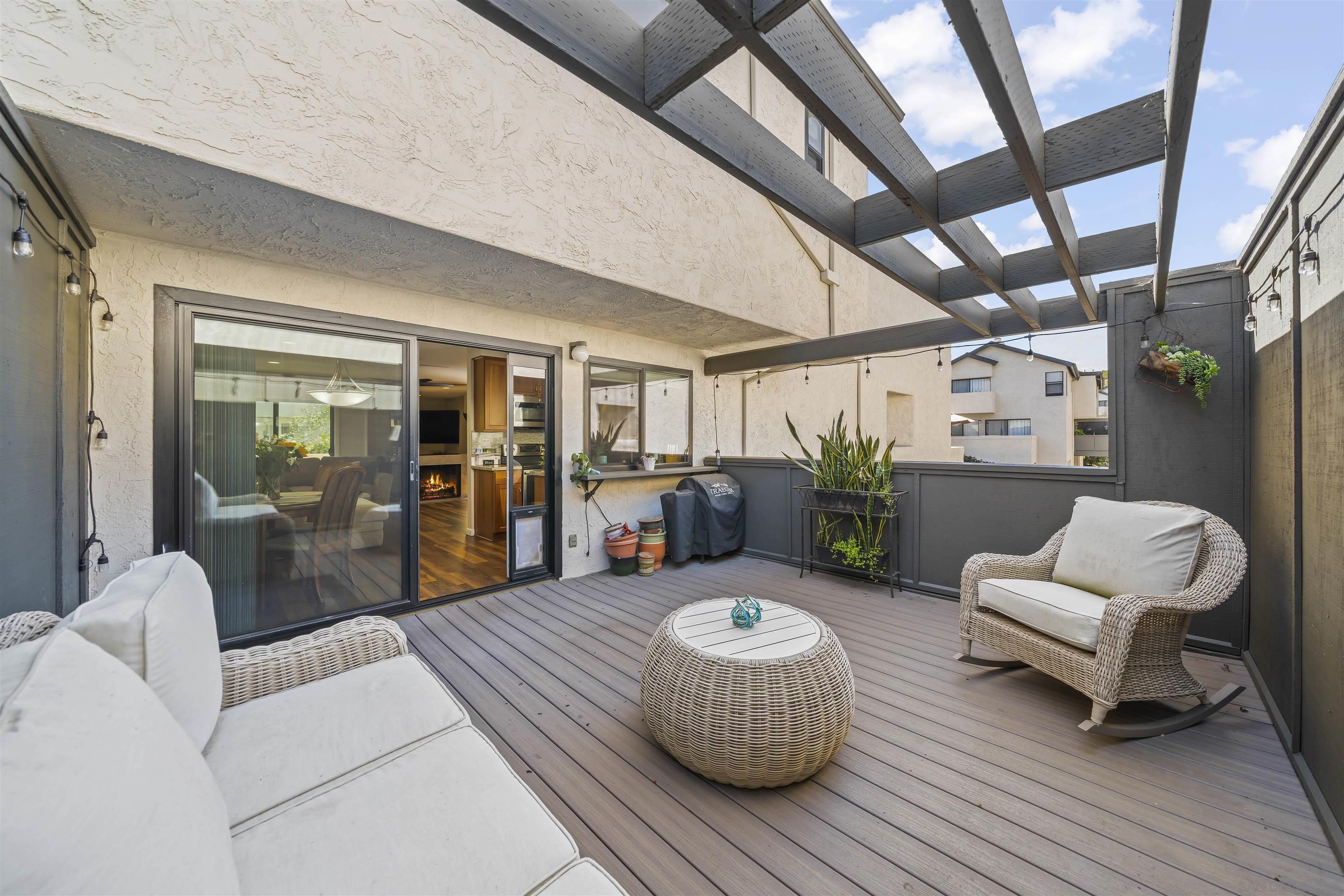 Detail Gallery Image 20 of 34 For 6626  Canyon Rim Row  #91,  San Diego,  CA 92111 - 2 Beds | 2 Baths