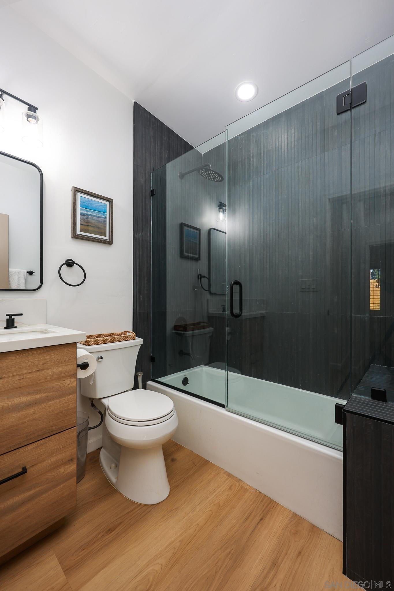 Detail Gallery Image 12 of 24 For 6252  Lake Albano Ave, San Diego,  CA 92119 - 3 Beds | 2 Baths