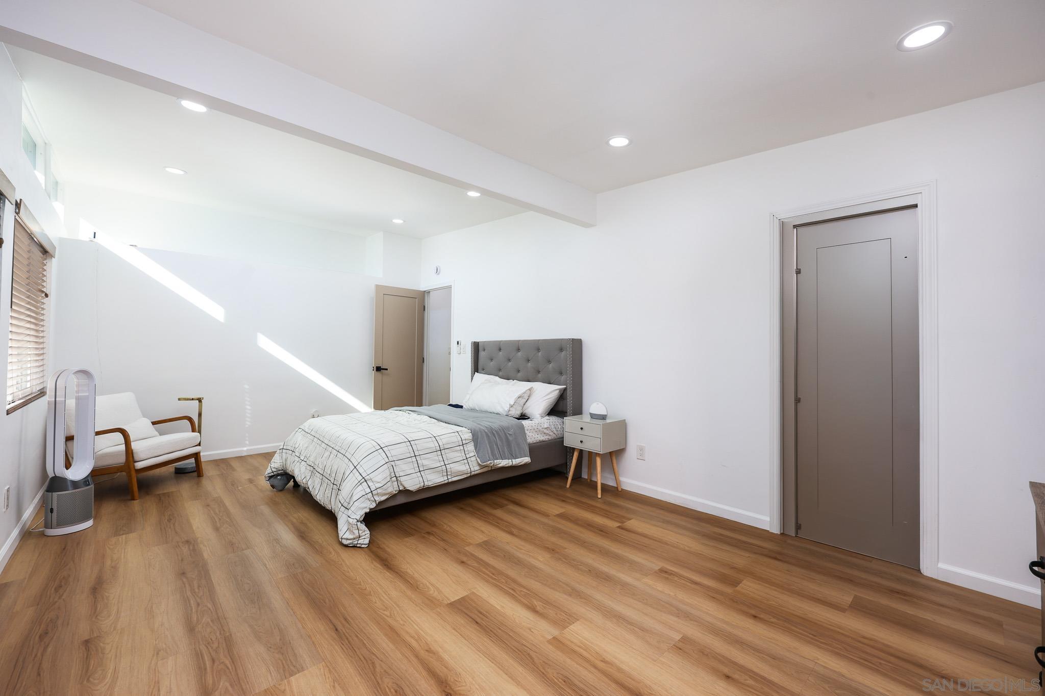 Detail Gallery Image 7 of 24 For 6252  Lake Albano Ave, San Diego,  CA 92119 - 3 Beds | 2 Baths