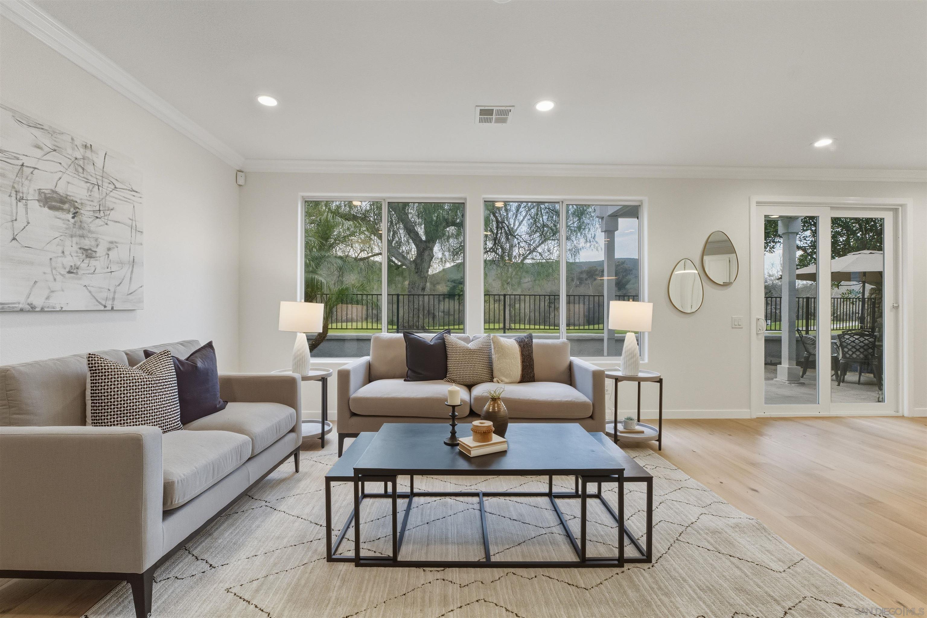 Detail Gallery Image 13 of 45 For 564  Golf Glen Dr, San Marcos,  CA 92069 - 5 Beds | 3 Baths