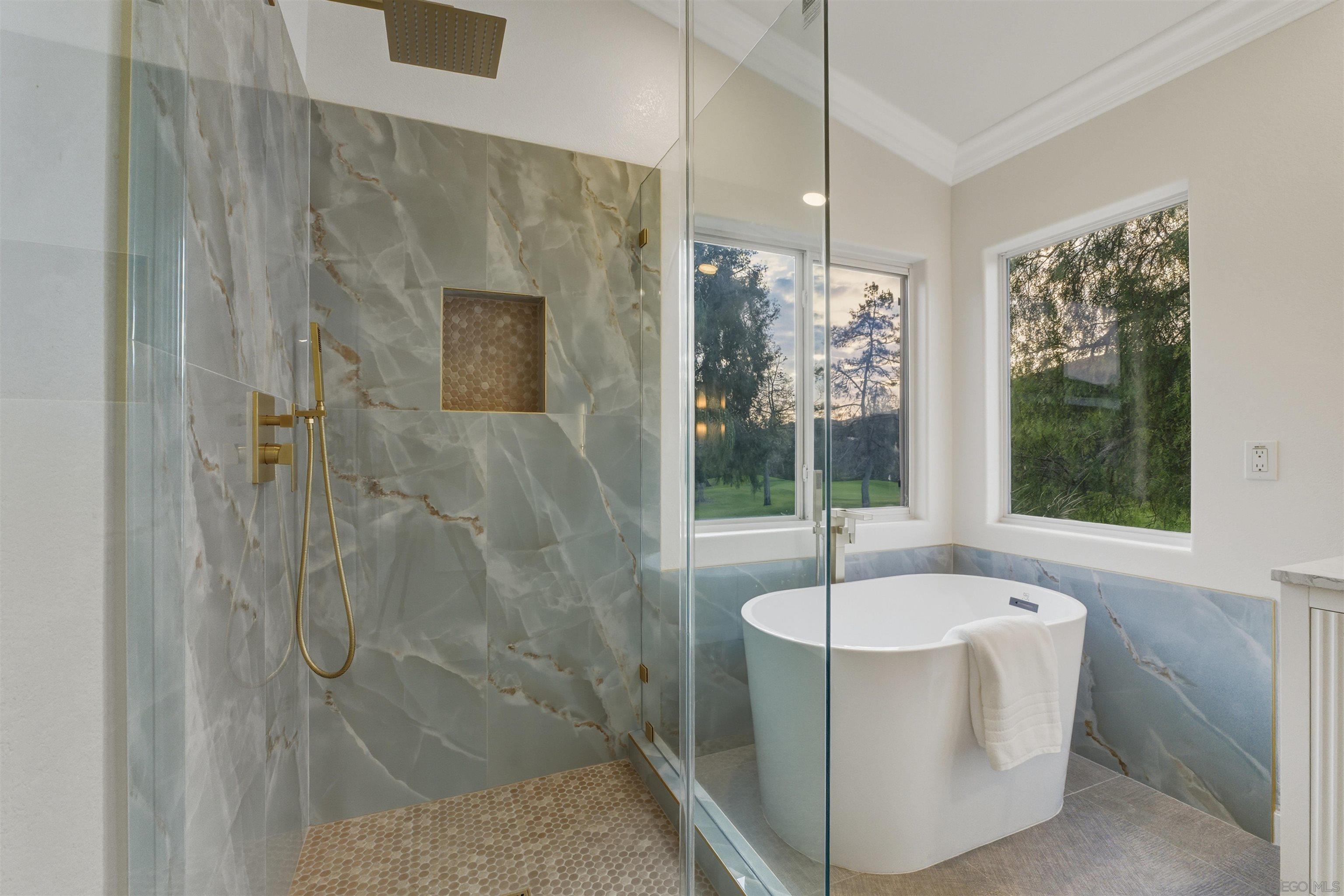 Detail Gallery Image 21 of 45 For 564  Golf Glen Dr, San Marcos,  CA 92069 - 5 Beds | 3 Baths