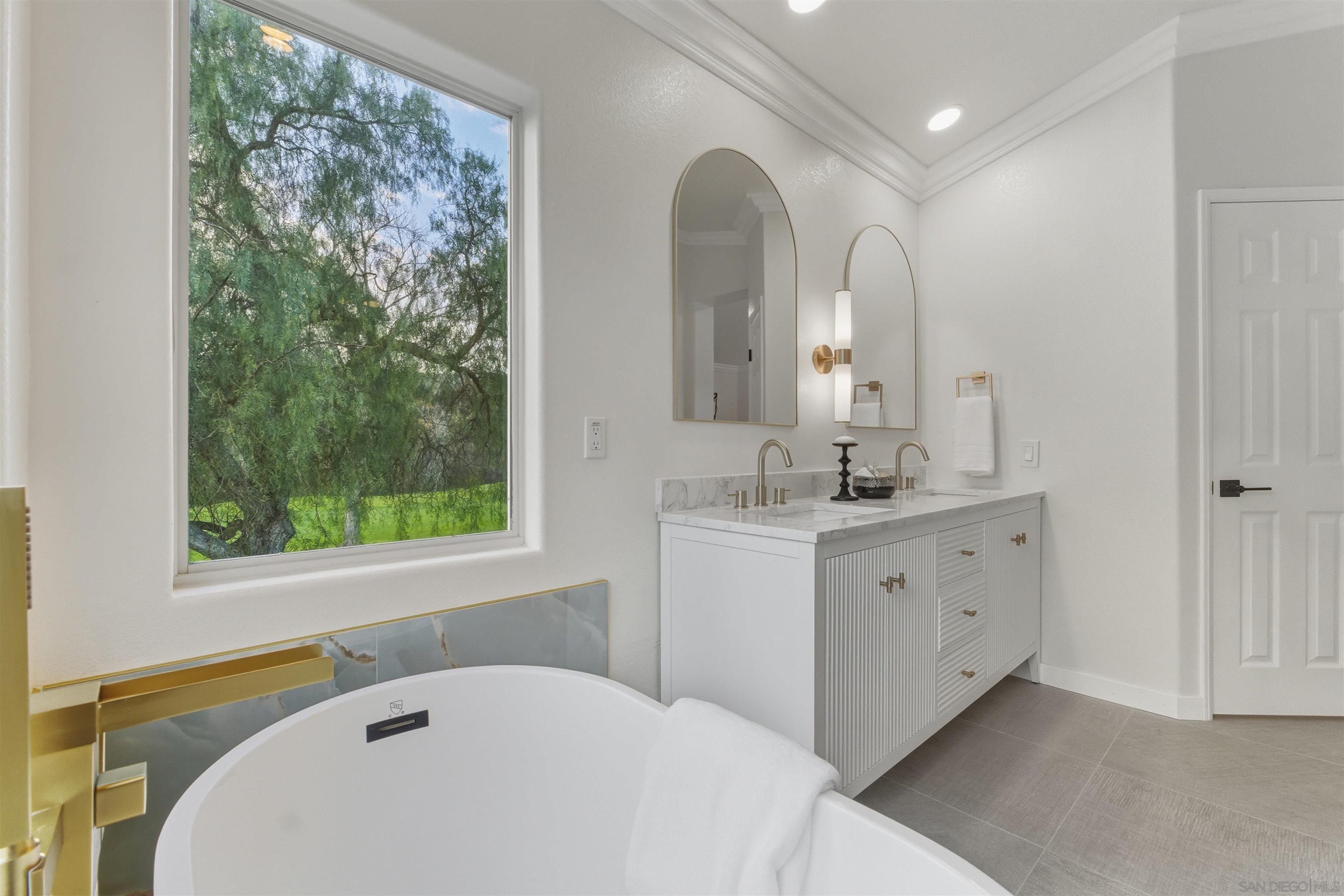 Detail Gallery Image 23 of 45 For 564  Golf Glen Dr, San Marcos,  CA 92069 - 5 Beds | 3 Baths