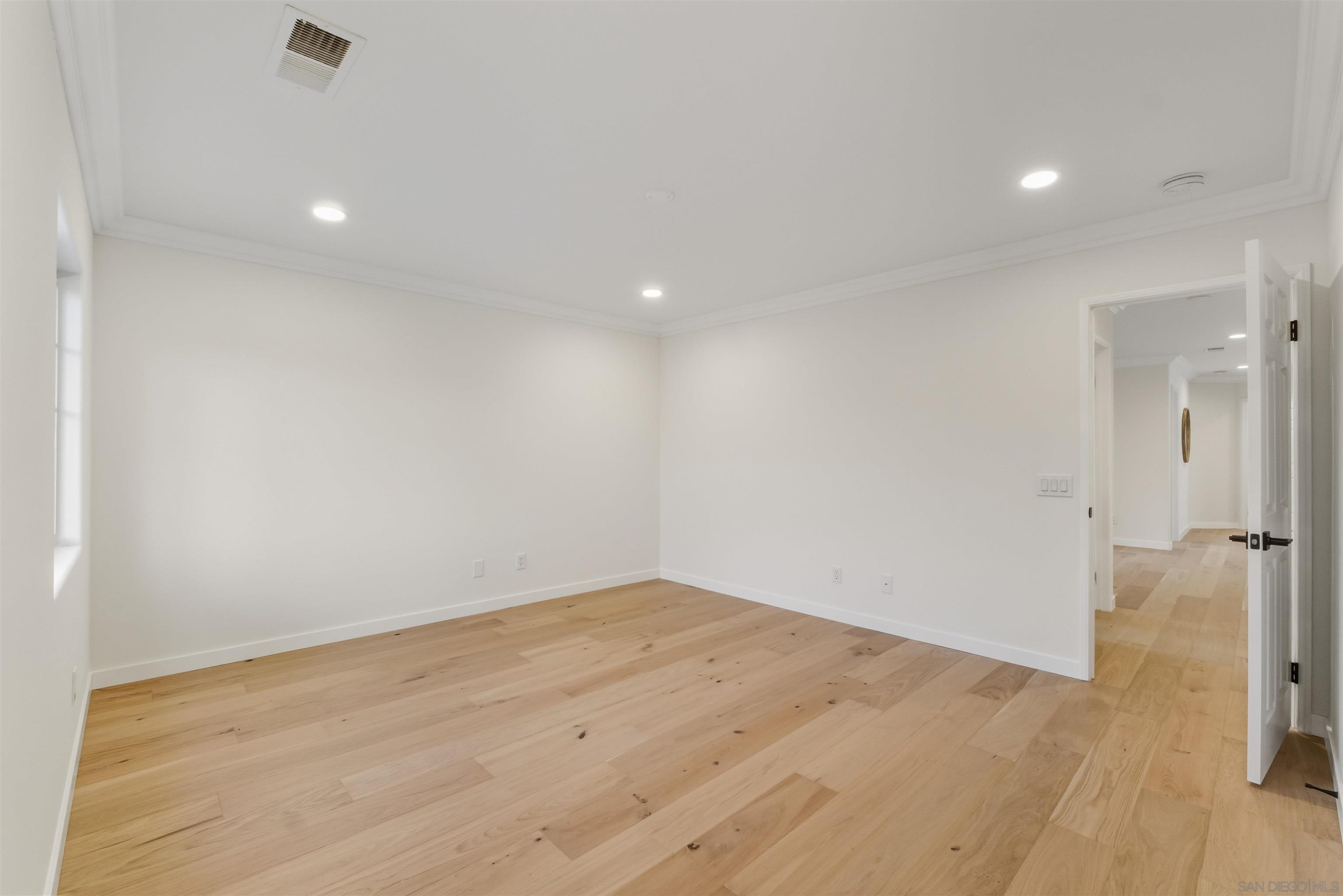 Detail Gallery Image 28 of 45 For 564  Golf Glen Dr, San Marcos,  CA 92069 - 5 Beds | 3 Baths