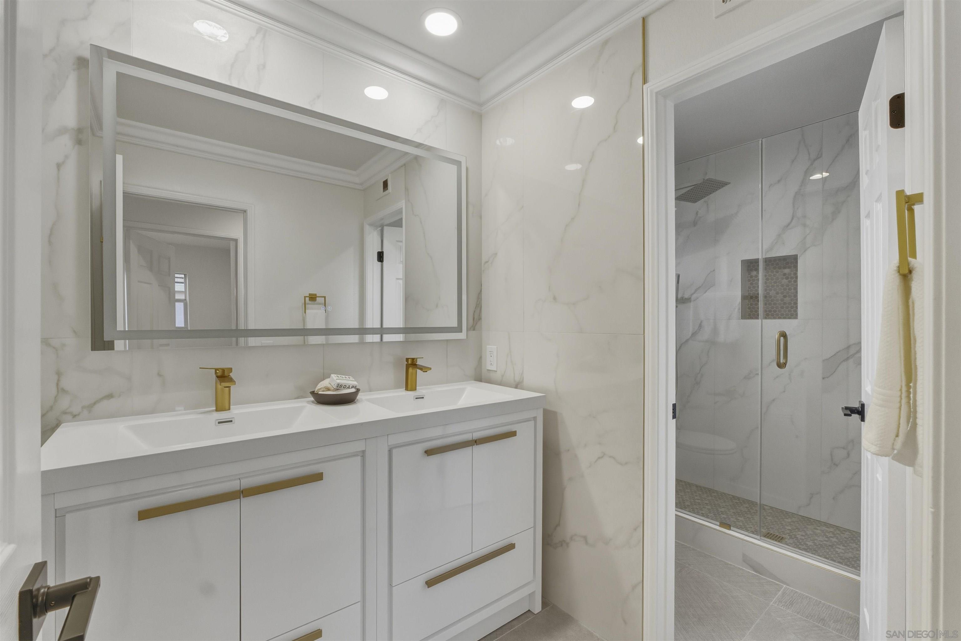 Detail Gallery Image 31 of 45 For 564  Golf Glen Dr, San Marcos,  CA 92069 - 5 Beds | 3 Baths