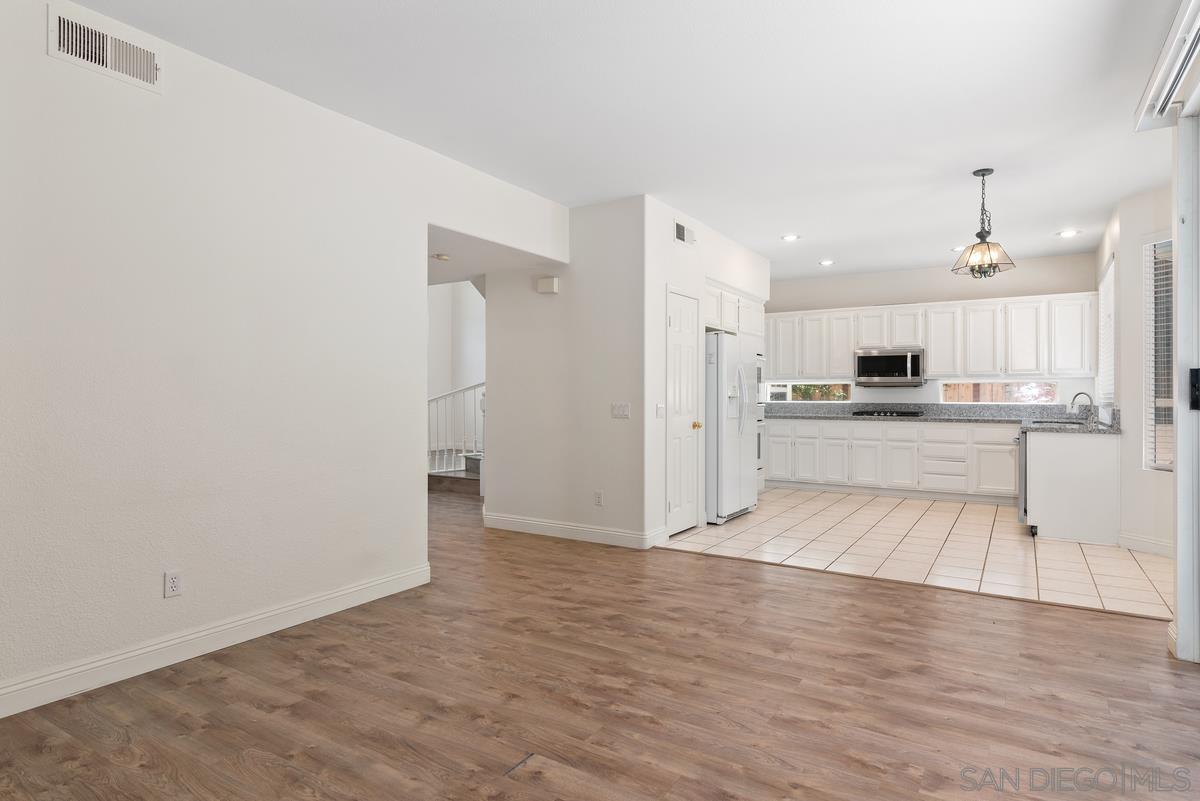 Detail Gallery Image 14 of 33 For 13988  Lewiston St, San Diego,  CA 92128 - 4 Beds | 2/1 Baths