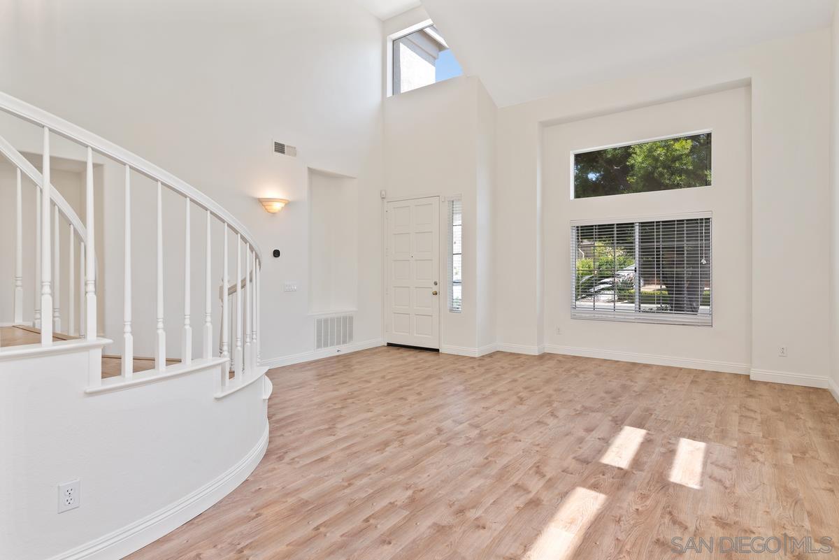 Detail Gallery Image 8 of 33 For 13988  Lewiston St, San Diego,  CA 92128 - 4 Beds | 2/1 Baths