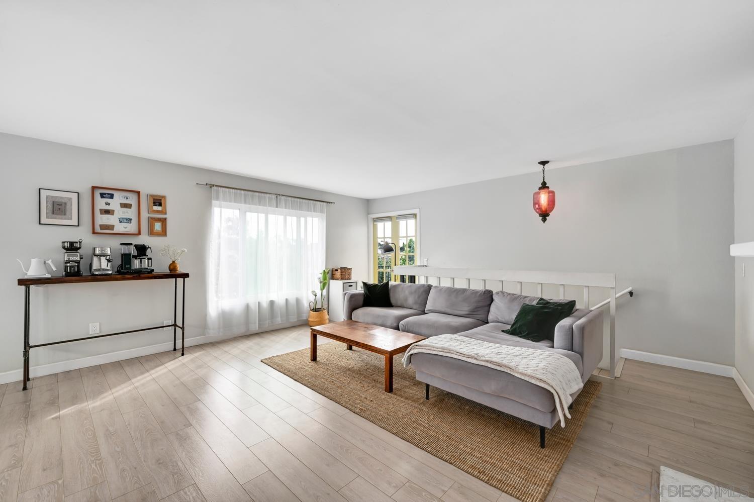 Detail Gallery Image 2 of 26 For 4212  Maryland Street  #APT 1,  San Diego,  CA 92103 - 2 Beds | 2 Baths