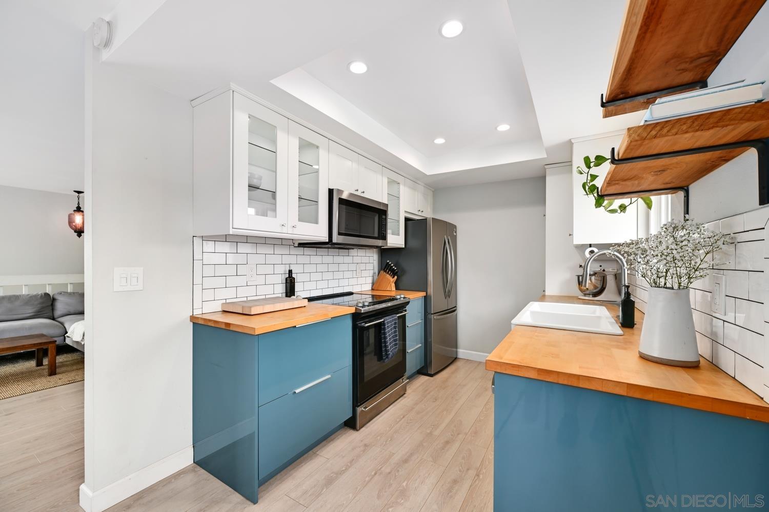 Detail Gallery Image 12 of 26 For 4212  Maryland Street  #APT 1,  San Diego,  CA 92103 - 2 Beds | 2 Baths