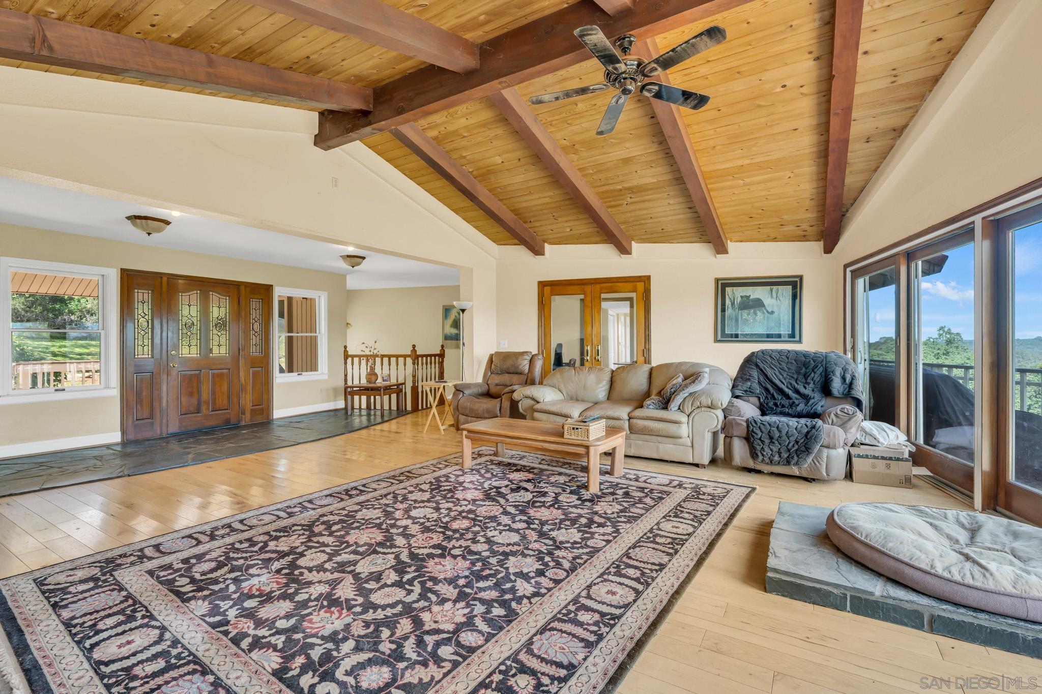 Detail Gallery Image 11 of 67 For 6141  Sarah Burner Ct, Pilot Hill,  CA 95664 - 3 Beds | 2 Baths