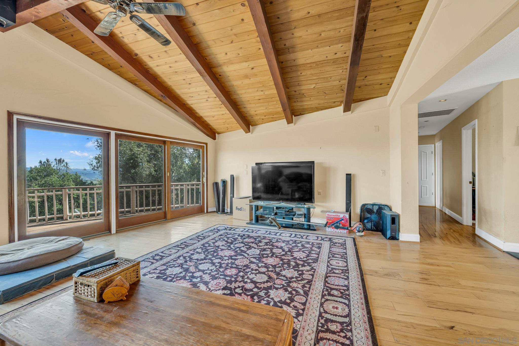 Detail Gallery Image 13 of 67 For 6141  Sarah Burner Ct, Pilot Hill,  CA 95664 - 3 Beds | 2 Baths