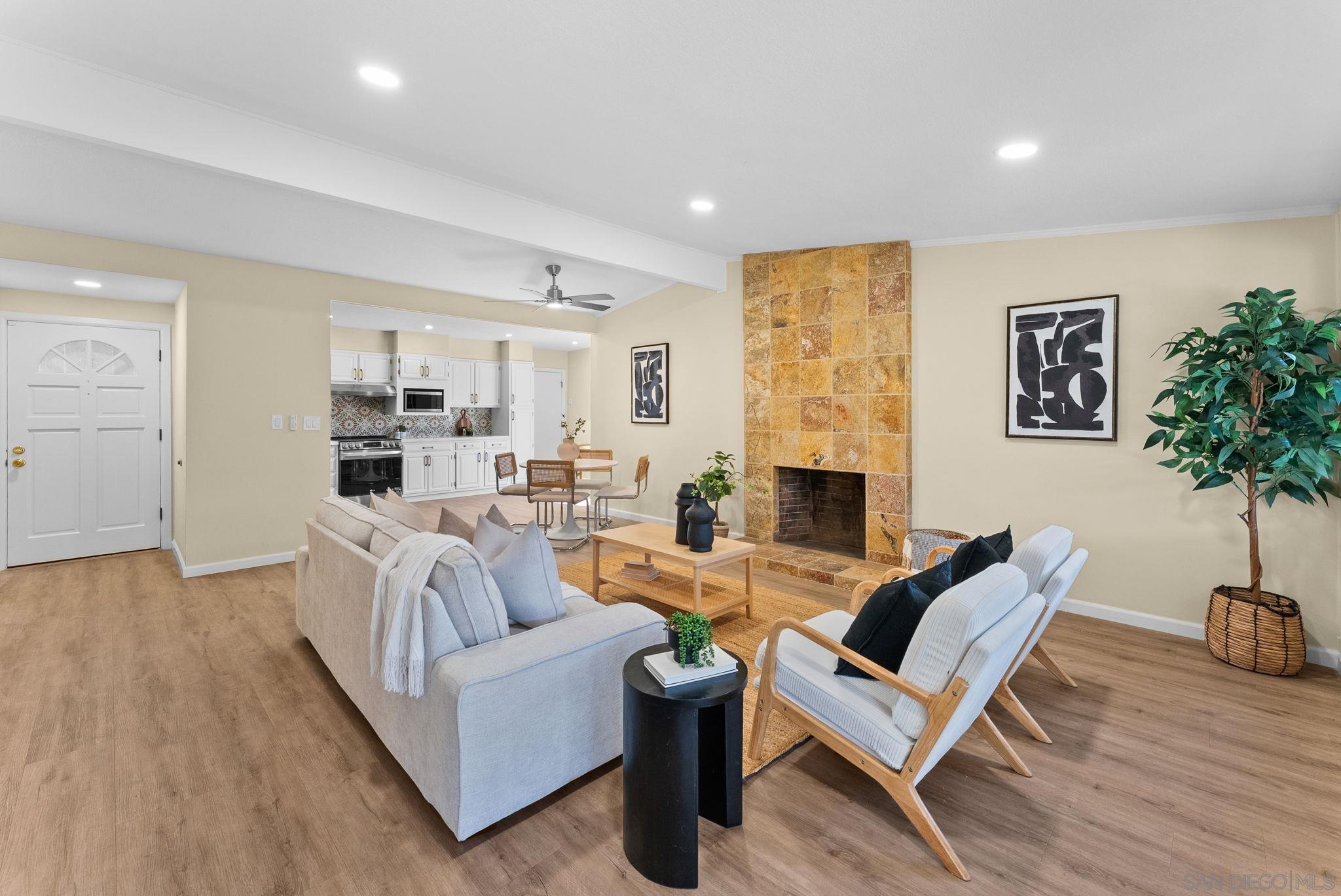 Detail Gallery Image 2 of 21 For 8935  Laddie Ln, San Diego,  CA 92123 - 3 Beds | 2 Baths