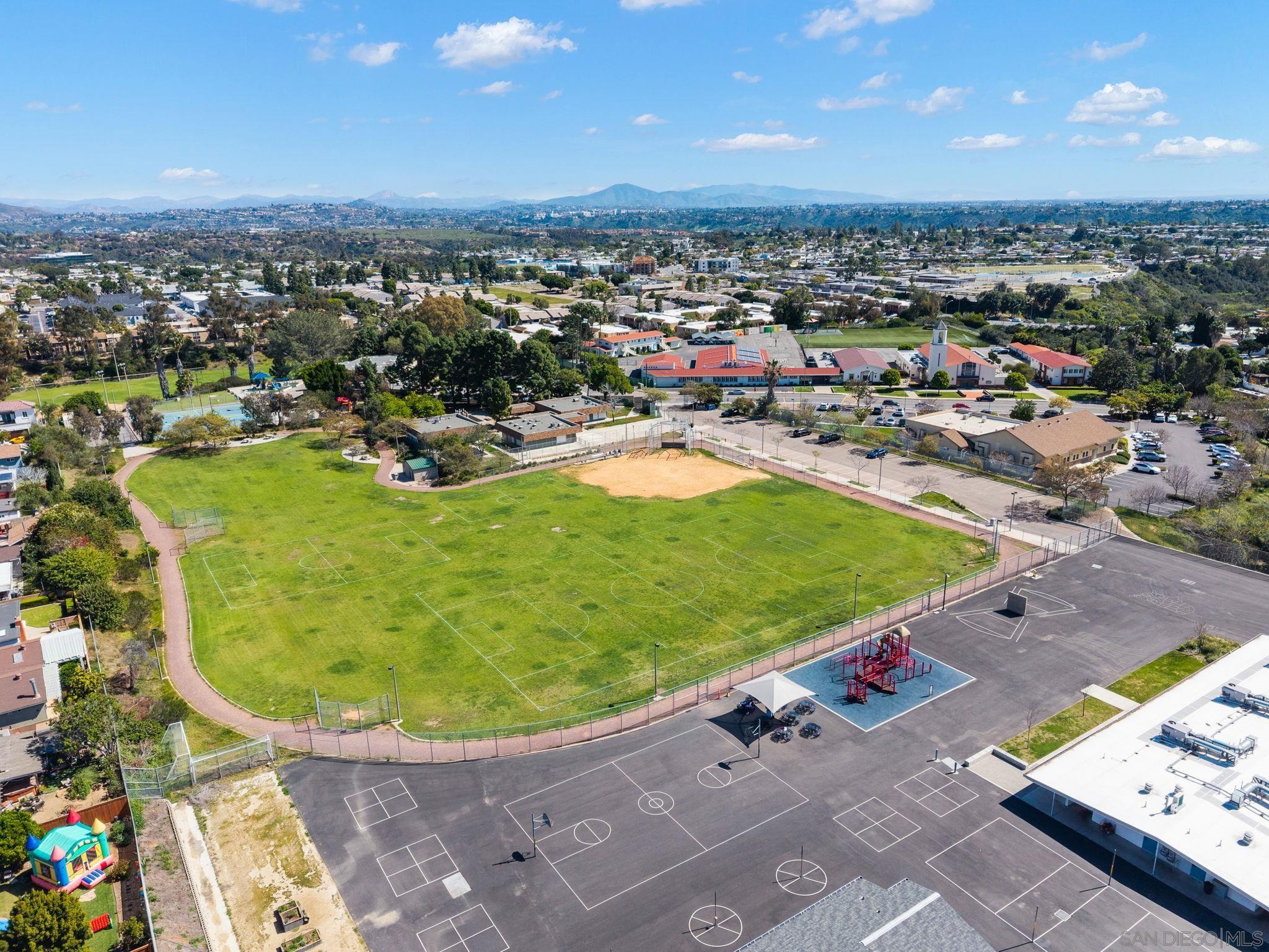 Detail Gallery Image 20 of 21 For 8935  Laddie Ln, San Diego,  CA 92123 - 3 Beds | 2 Baths