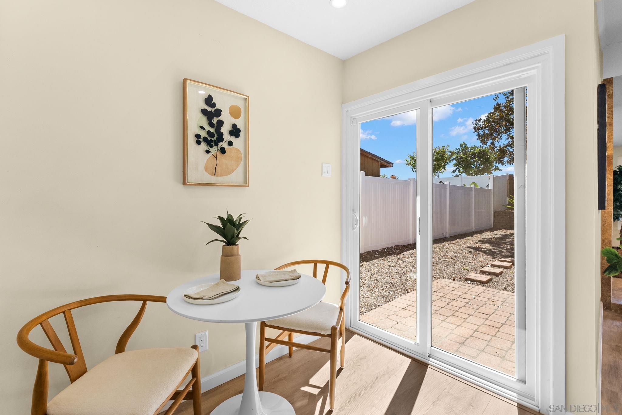 Detail Gallery Image 7 of 21 For 8935  Laddie Ln, San Diego,  CA 92123 - 3 Beds | 2 Baths