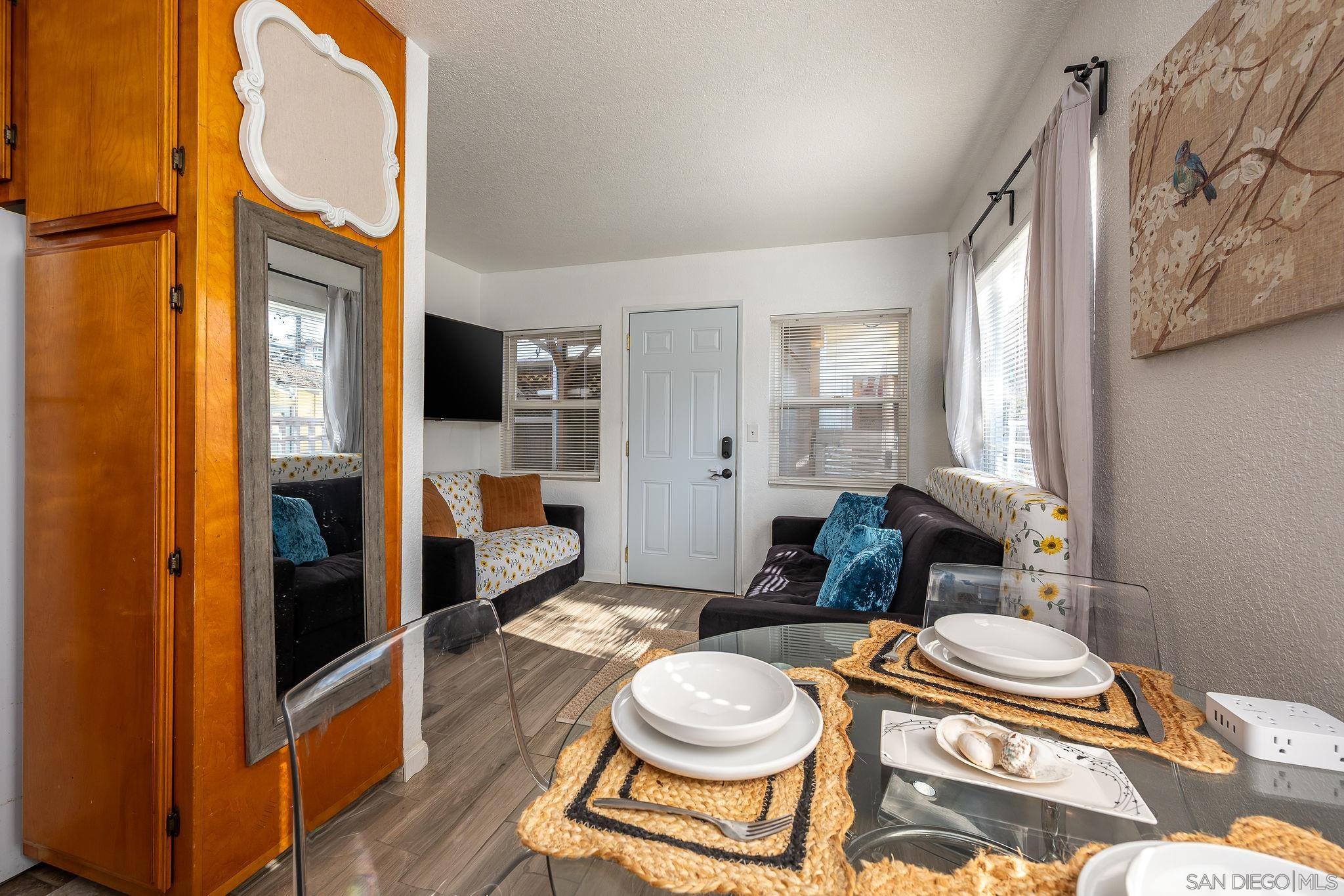 Detail Gallery Image 18 of 35 For 830-832  Pismo Ct, San Diego,  CA 92109 - – Beds | – Baths