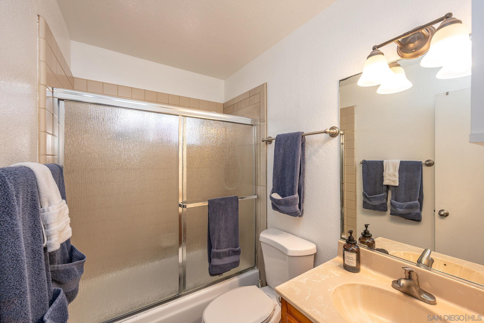 Detail Gallery Image 8 of 35 For 830-832  Pismo Ct, San Diego,  CA 92109 - – Beds | – Baths
