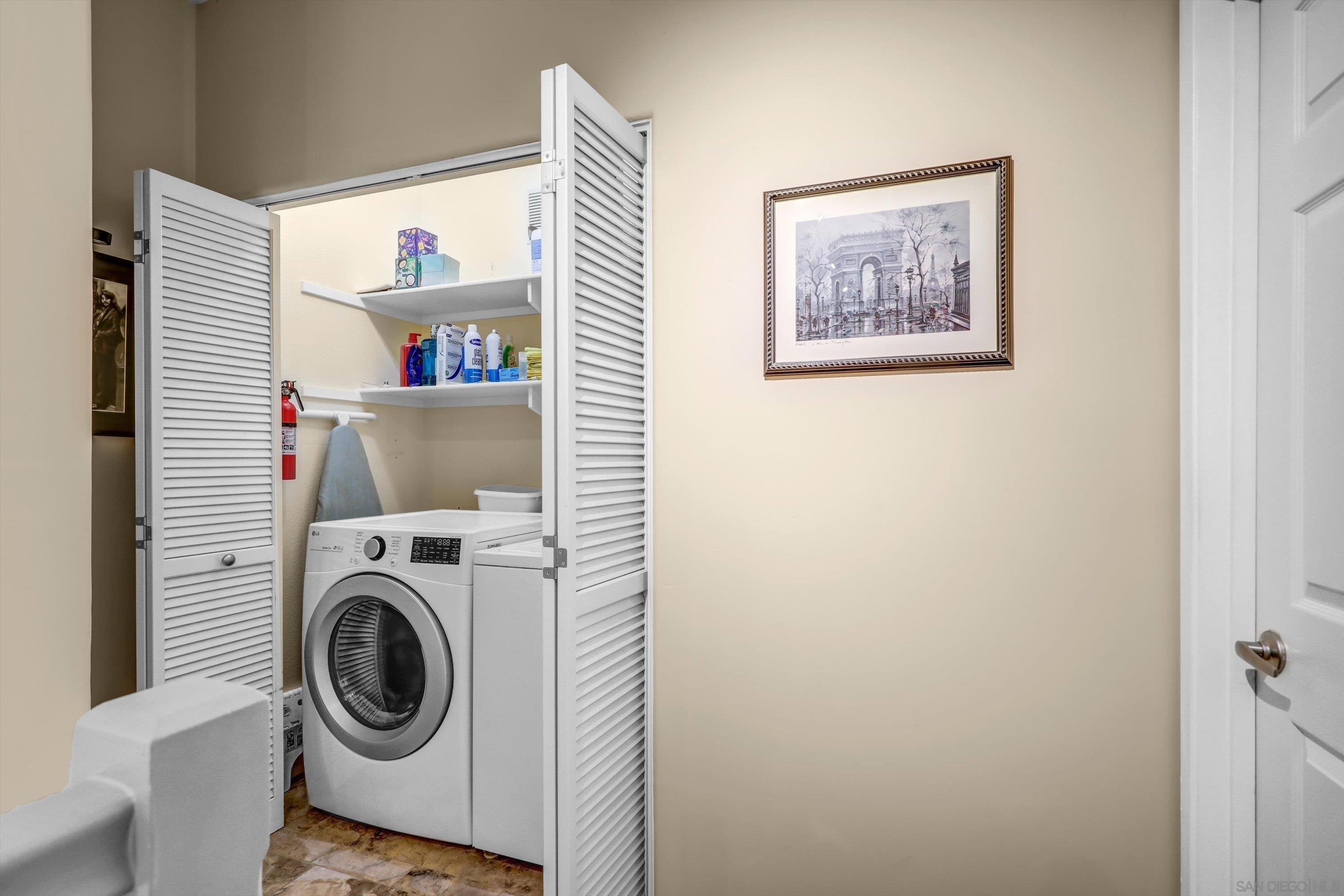 Detail Gallery Image 16 of 38 For 9625 W Canyon Ter  #4,  San Diego,  CA 92123 - 3 Beds | 2/1 Baths