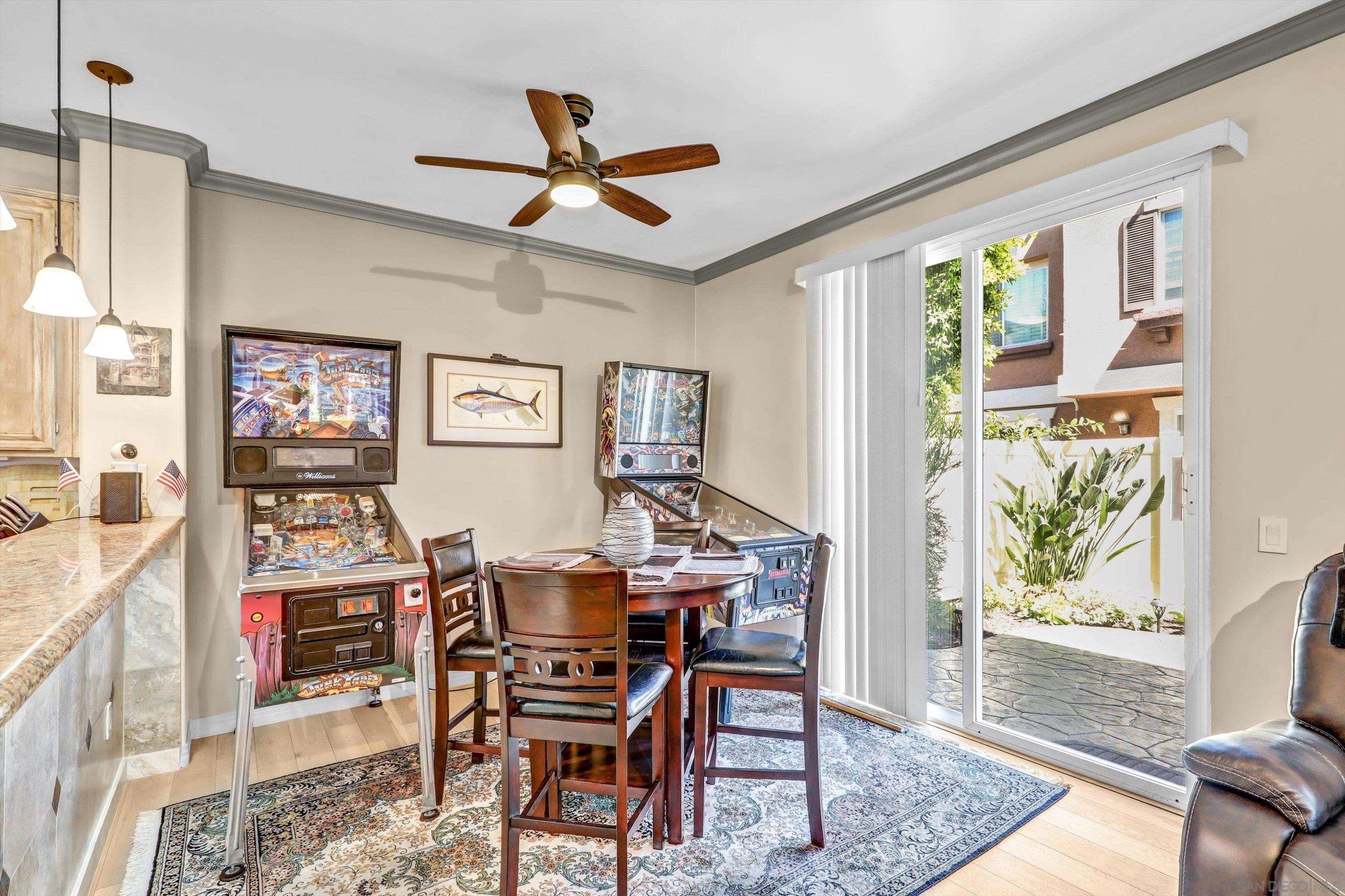 Detail Gallery Image 9 of 38 For 9625 W Canyon Ter  #4,  San Diego,  CA 92123 - 3 Beds | 2/1 Baths