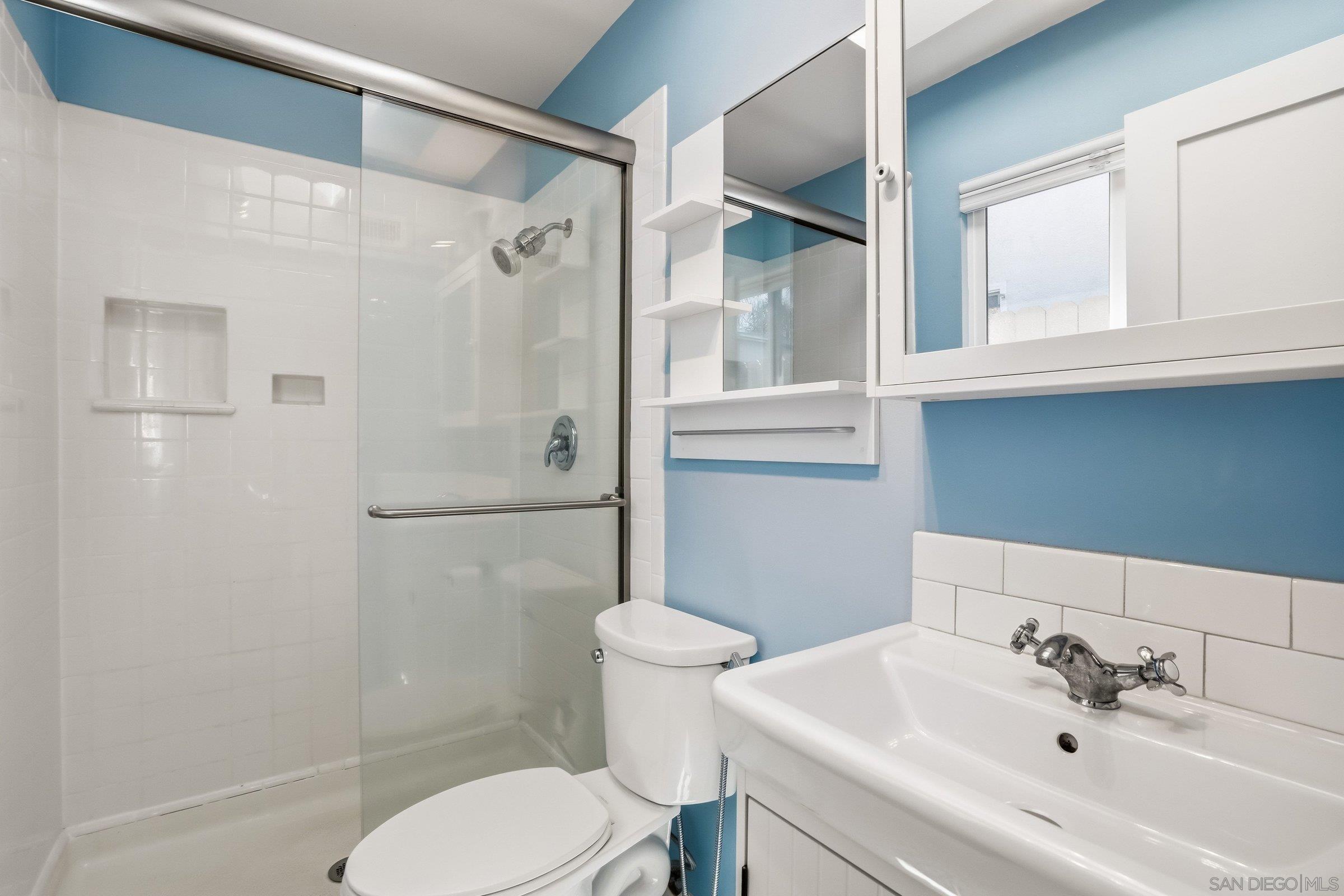 Detail Gallery Image 15 of 29 For 5179  Diane Ave, San Diego,  CA 92117 - 4 Beds | 2 Baths