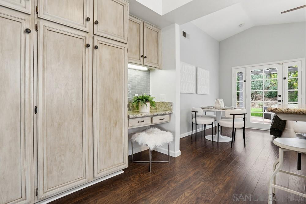 Detail Gallery Image 13 of 33 For 2246  Shadyridge Ave, Escondido,  CA 92029 - 3 Beds | 2 Baths