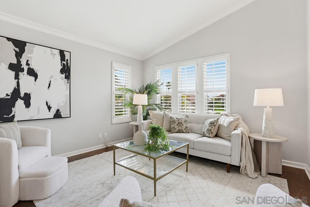 Detail Gallery Image 5 of 33 For 2246  Shadyridge Ave, Escondido,  CA 92029 - 3 Beds | 2 Baths