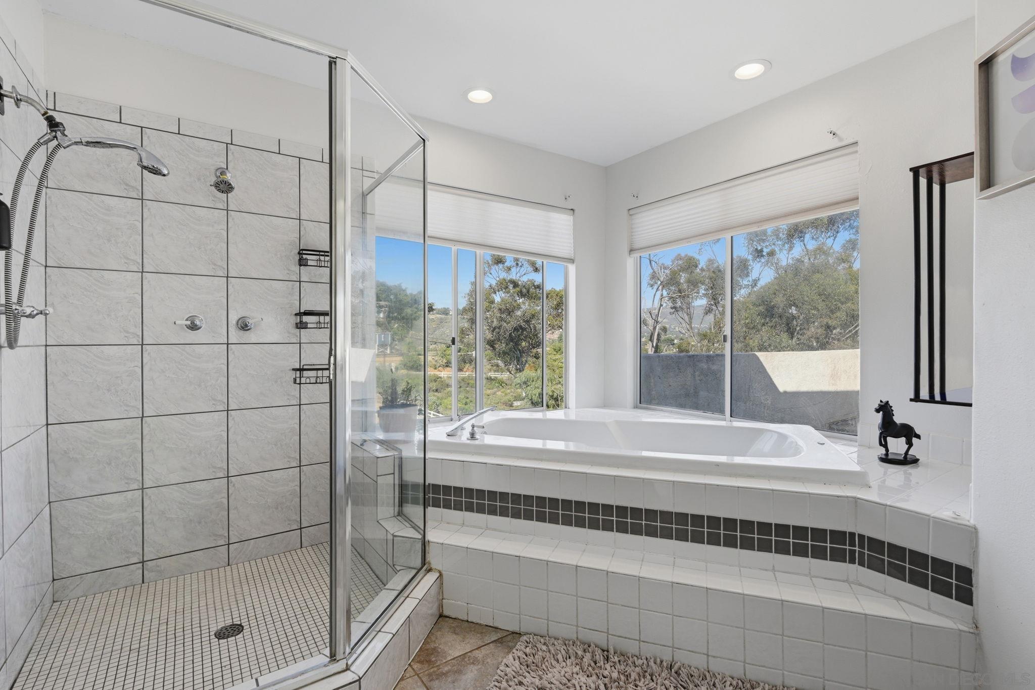 Detail Gallery Image 21 of 66 For 13883  Sage Mountain Ln, Jamul,  CA 91935 - 7 Beds | 4/1 Baths