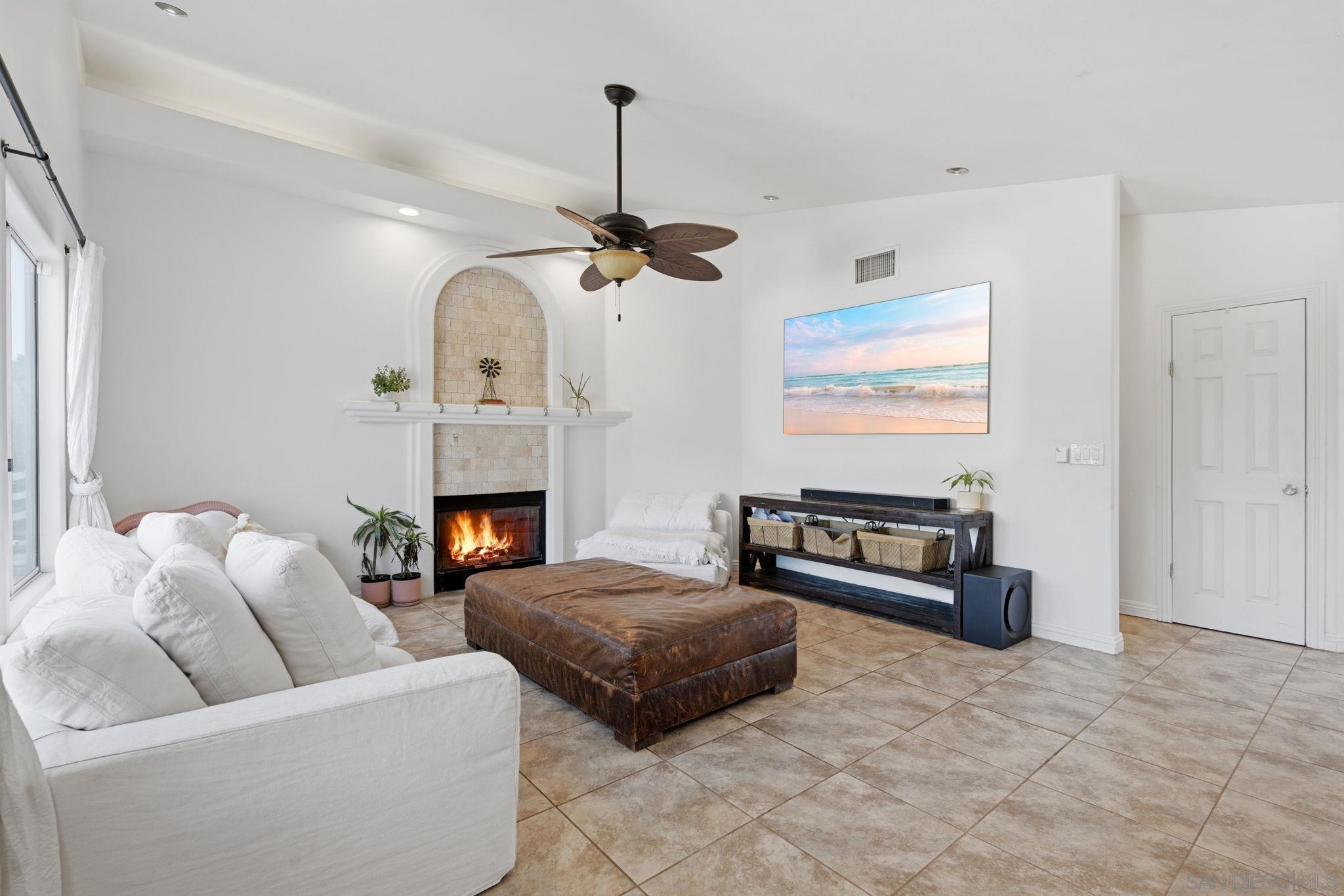 Detail Gallery Image 6 of 66 For 13883  Sage Mountain Ln, Jamul,  CA 91935 - 7 Beds | 4/1 Baths