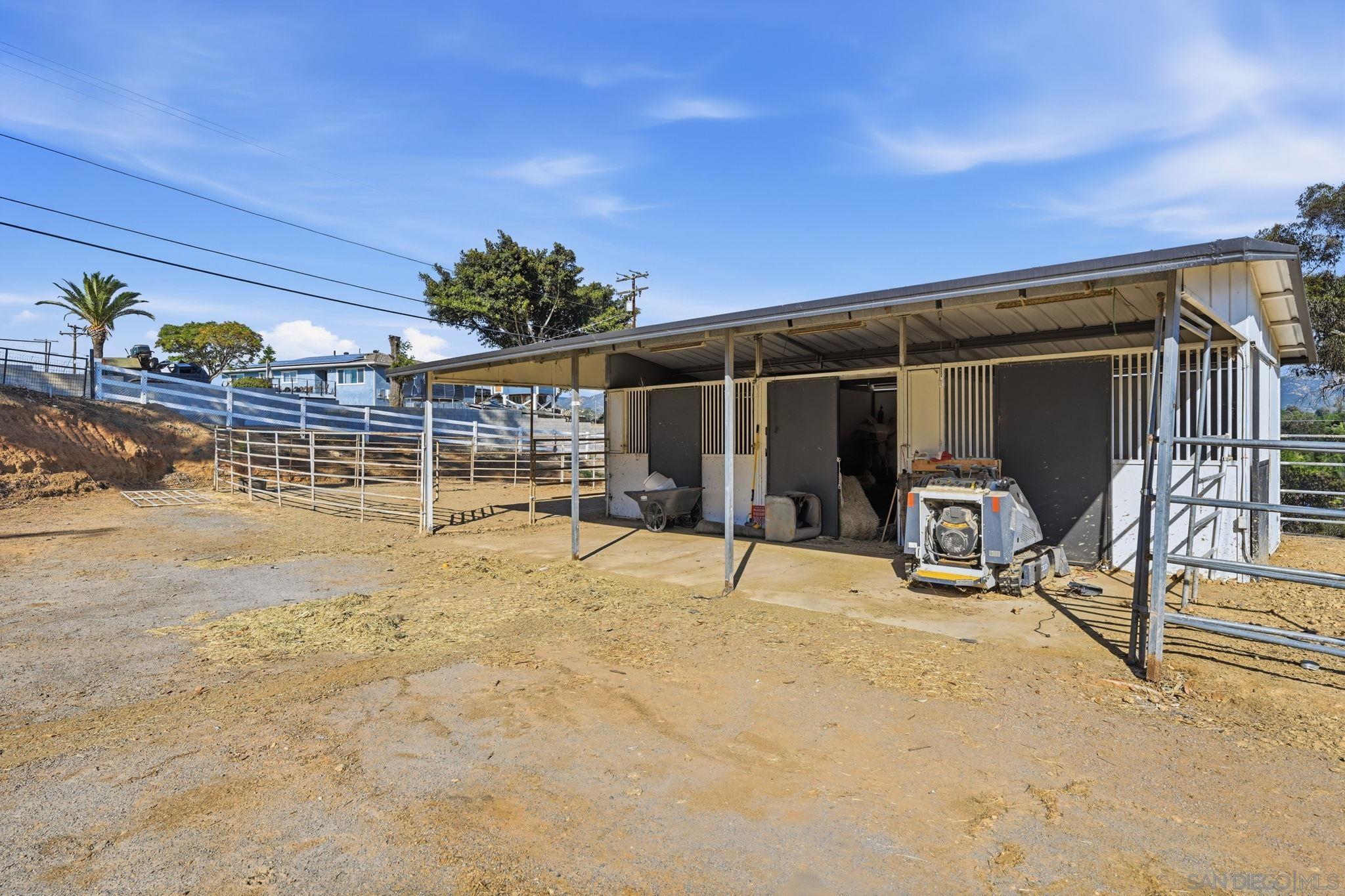 Detail Gallery Image 51 of 66 For 13883  Sage Mountain Ln, Jamul,  CA 91935 - 7 Beds | 4/1 Baths