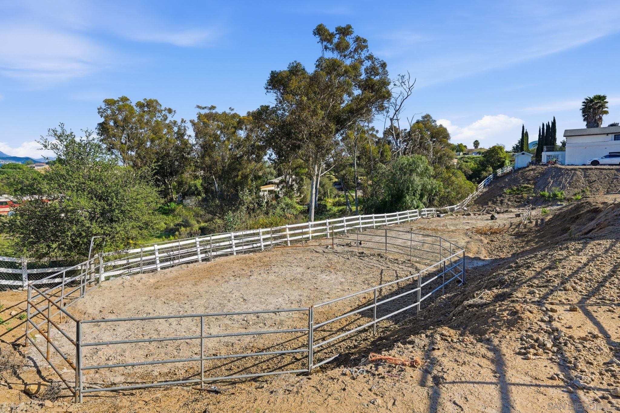 Detail Gallery Image 53 of 66 For 13883  Sage Mountain Ln, Jamul,  CA 91935 - 7 Beds | 4/1 Baths