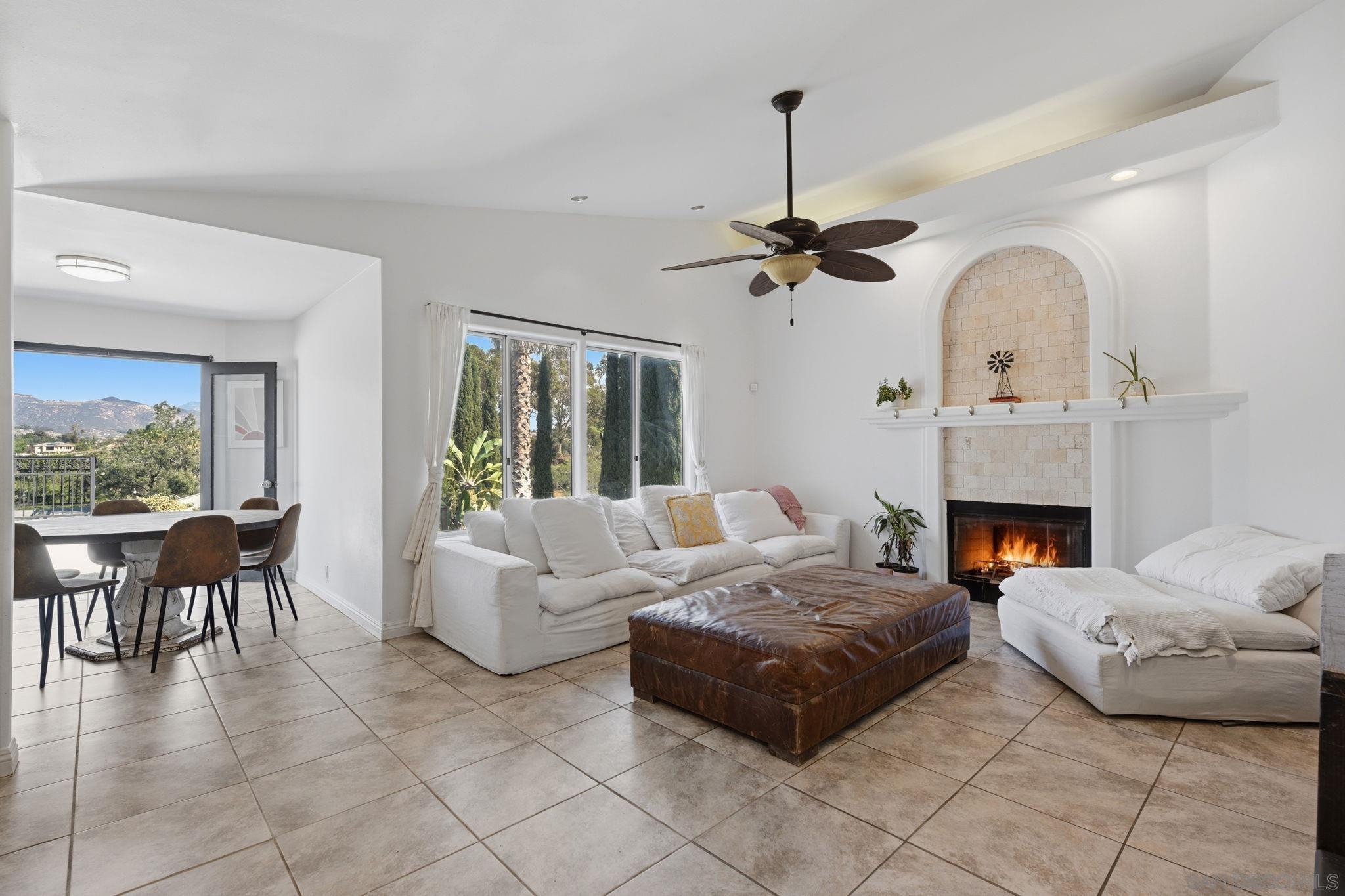 Detail Gallery Image 7 of 66 For 13883  Sage Mountain Ln, Jamul,  CA 91935 - 7 Beds | 4/1 Baths