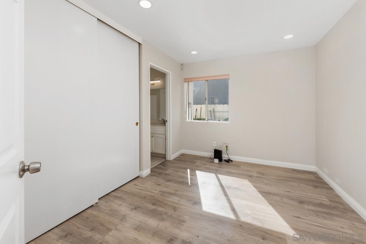 Detail Gallery Image 17 of 34 For 13480  Chelly Ct, San Diego,  CA 92129 - 4 Beds | 3 Baths