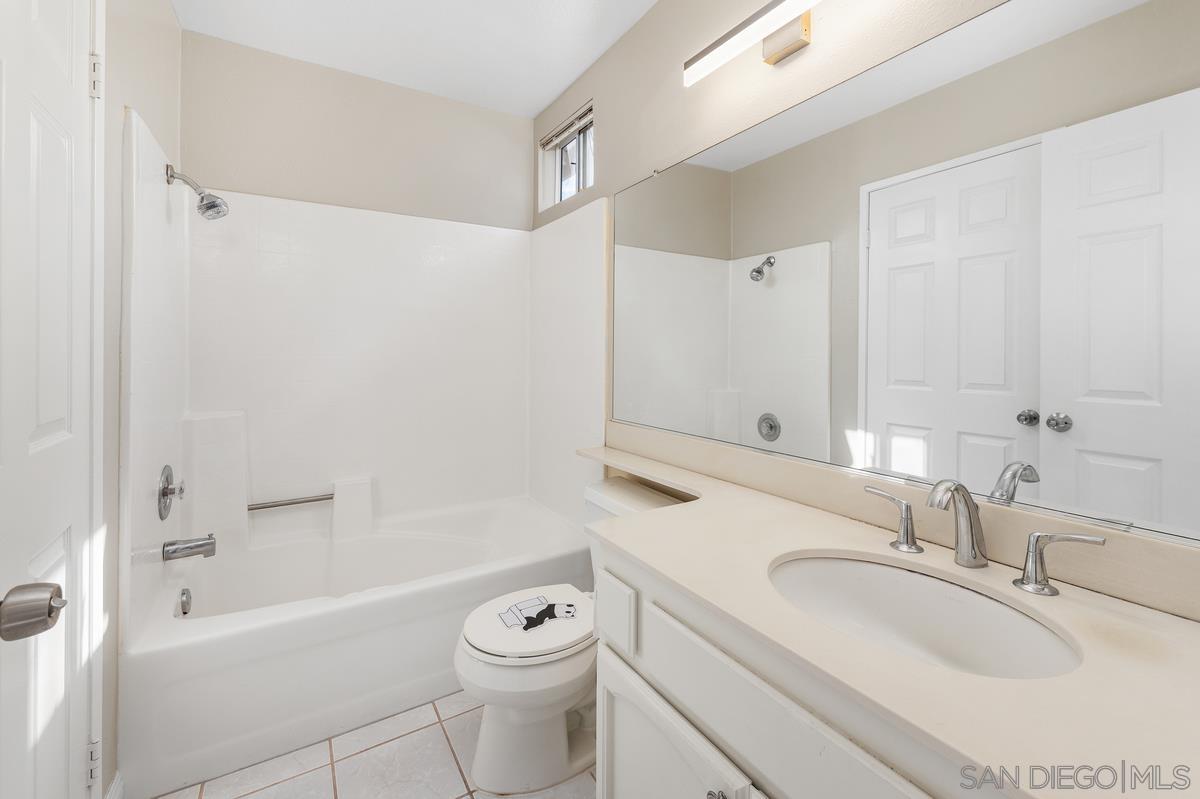 Detail Gallery Image 18 of 34 For 13480  Chelly Ct, San Diego,  CA 92129 - 4 Beds | 3 Baths