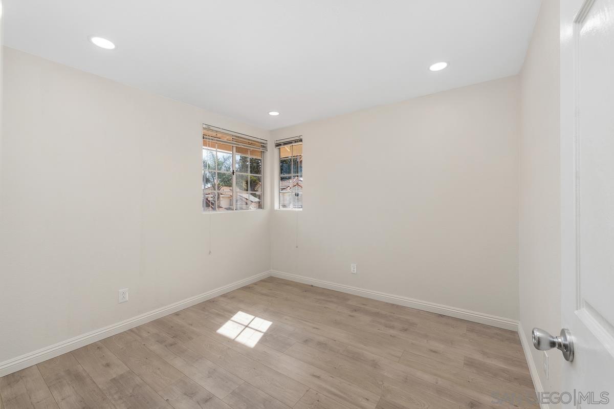 Detail Gallery Image 25 of 34 For 13480  Chelly Ct, San Diego,  CA 92129 - 4 Beds | 3 Baths