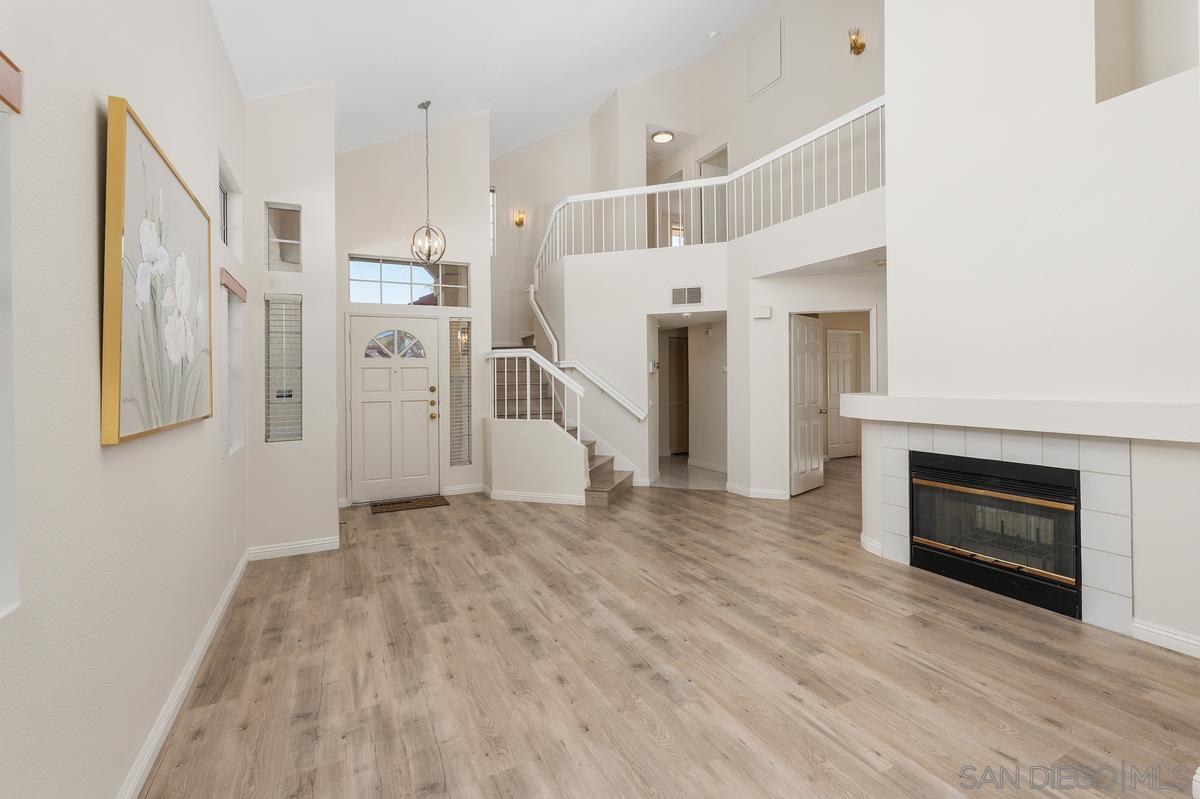 Detail Gallery Image 7 of 34 For 13480  Chelly Ct, San Diego,  CA 92129 - 4 Beds | 3 Baths