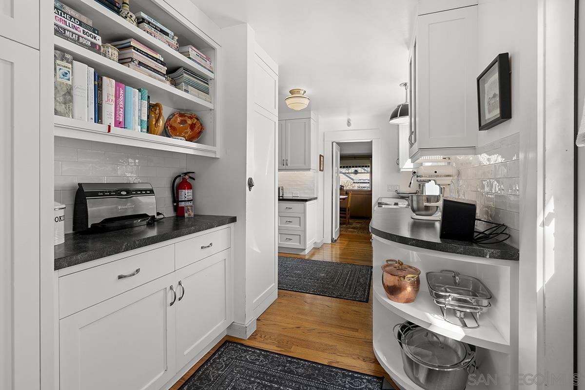 Detail Gallery Image 46 of 66 For 2133  Pine St, San Diego,  CA 92103 - 2 Beds | 2 Baths