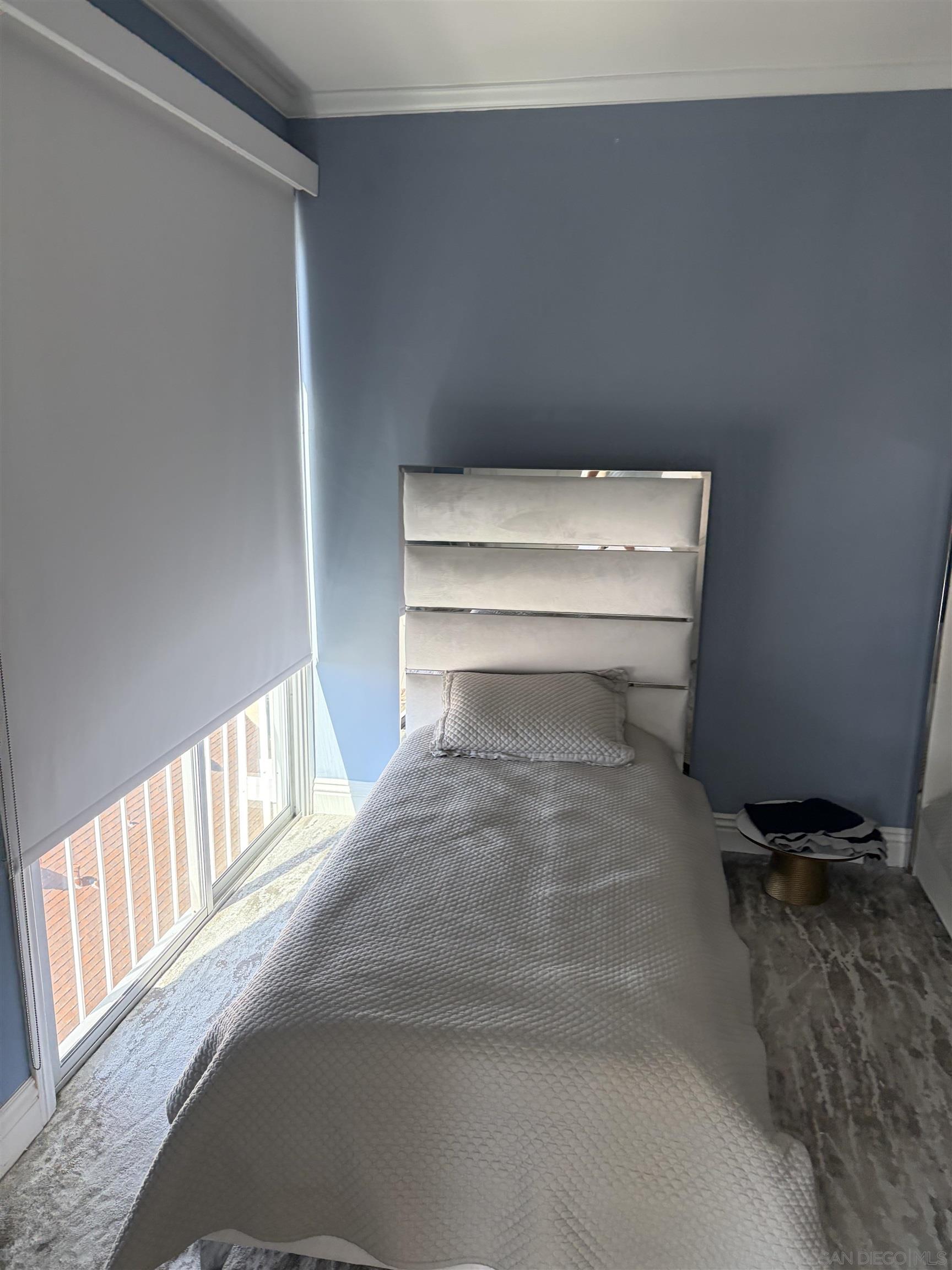 Detail Gallery Image 15 of 16 For 2410  Albatross  St.  18, San Diego,  CA 92101 - 1 Beds | 1/1 Baths