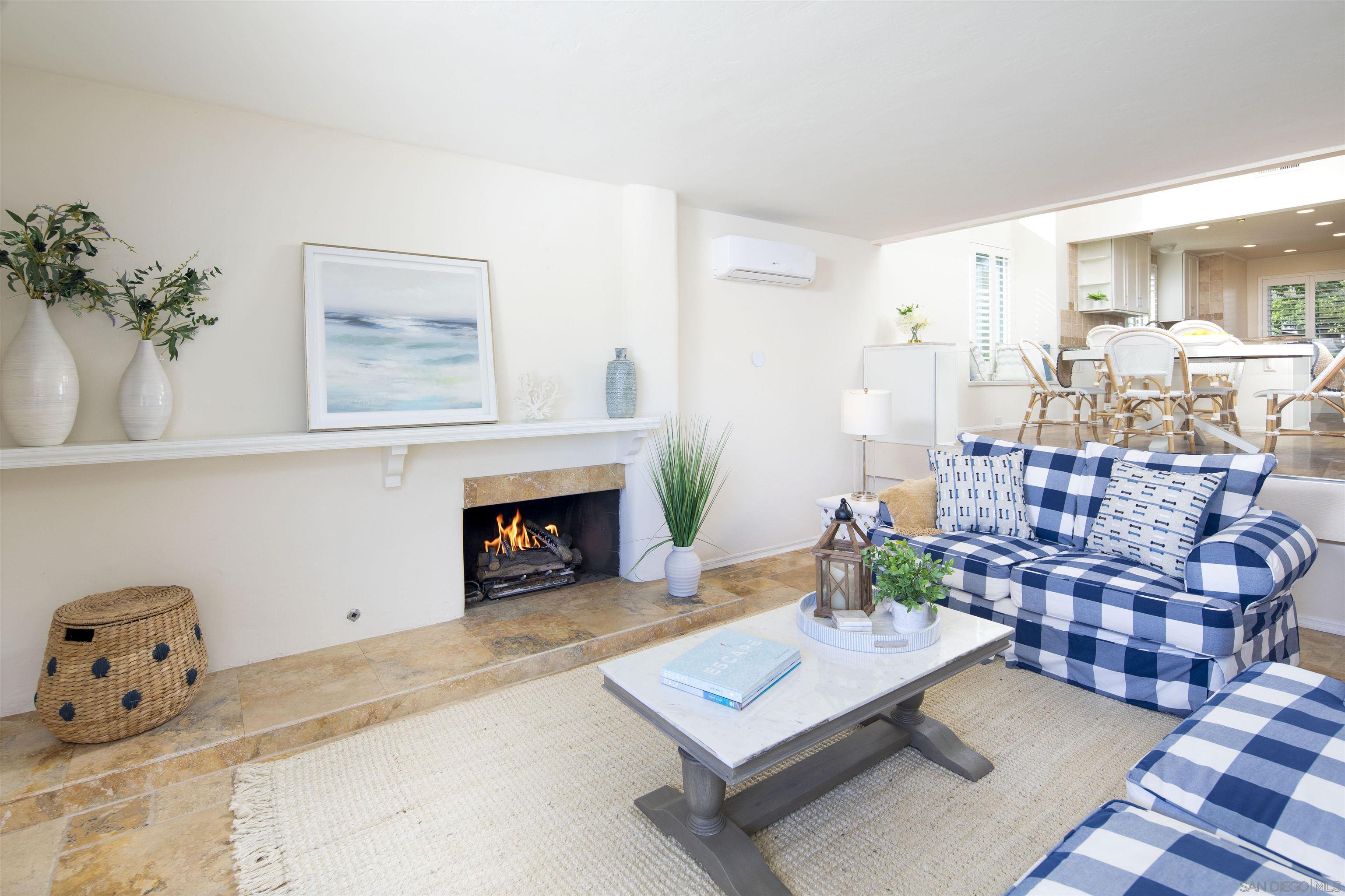 Detail Gallery Image 16 of 67 For 2283  Caminito Preciosa Sur, La Jolla,  CA 92037 - 3 Beds | 3 Baths