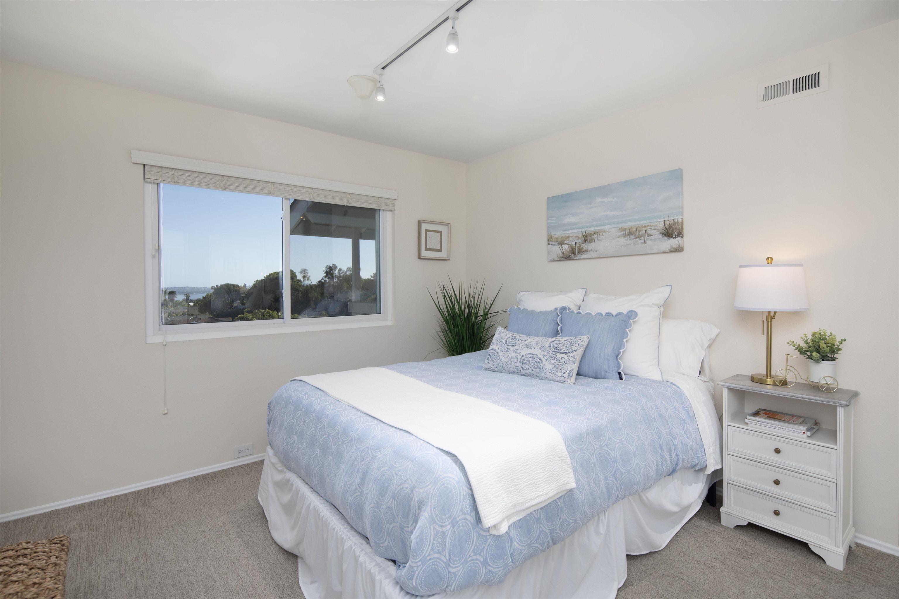 Detail Gallery Image 34 of 67 For 2283  Caminito Preciosa Sur, La Jolla,  CA 92037 - 3 Beds | 3 Baths