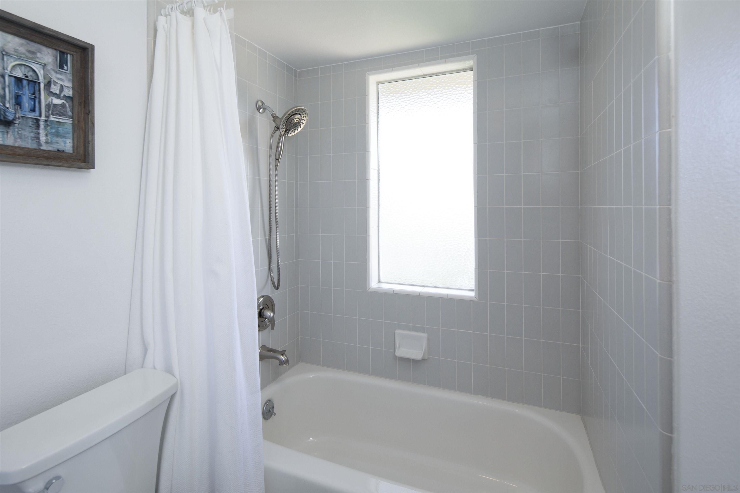 Detail Gallery Image 40 of 67 For 2283  Caminito Preciosa Sur, La Jolla,  CA 92037 - 3 Beds | 3 Baths