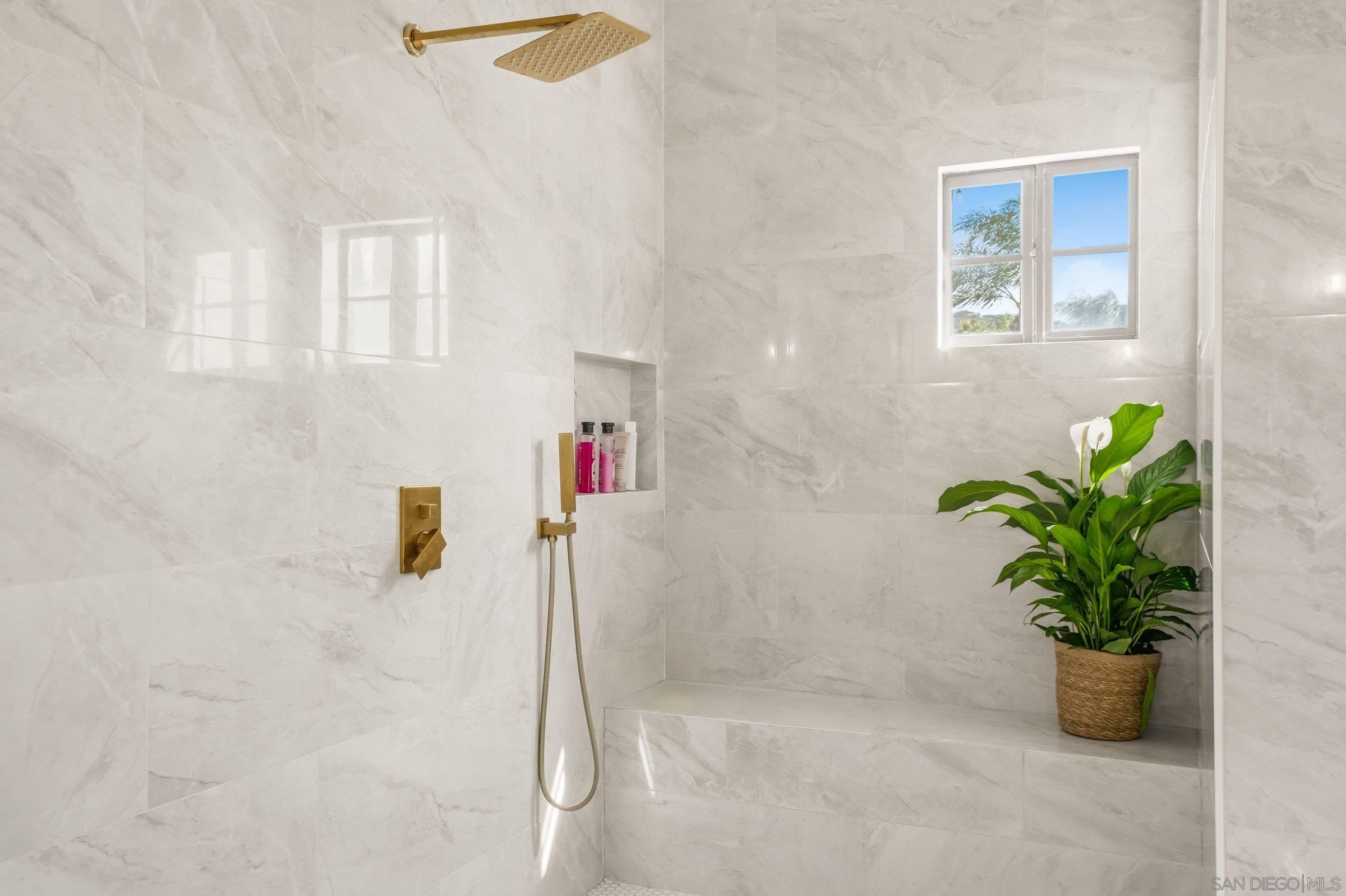 Detail Gallery Image 27 of 50 For 8842  Summerhill Pt, Alpine,  CA 91901 - 4 Beds | 3/1 Baths